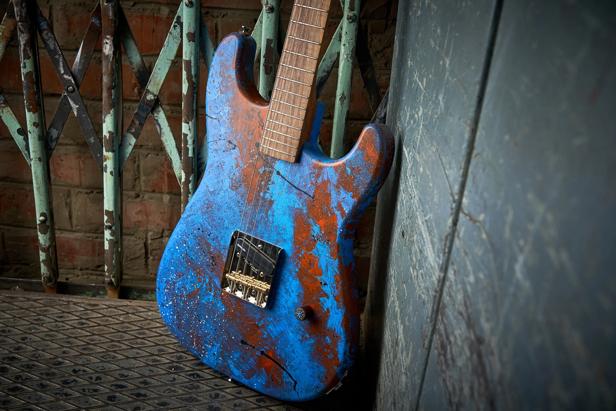 Masterbuilt Guitars