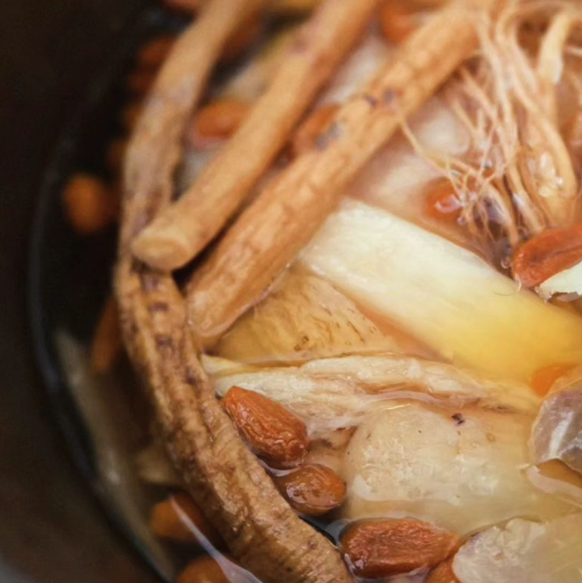 Ginseng Chicken Soup close up.png