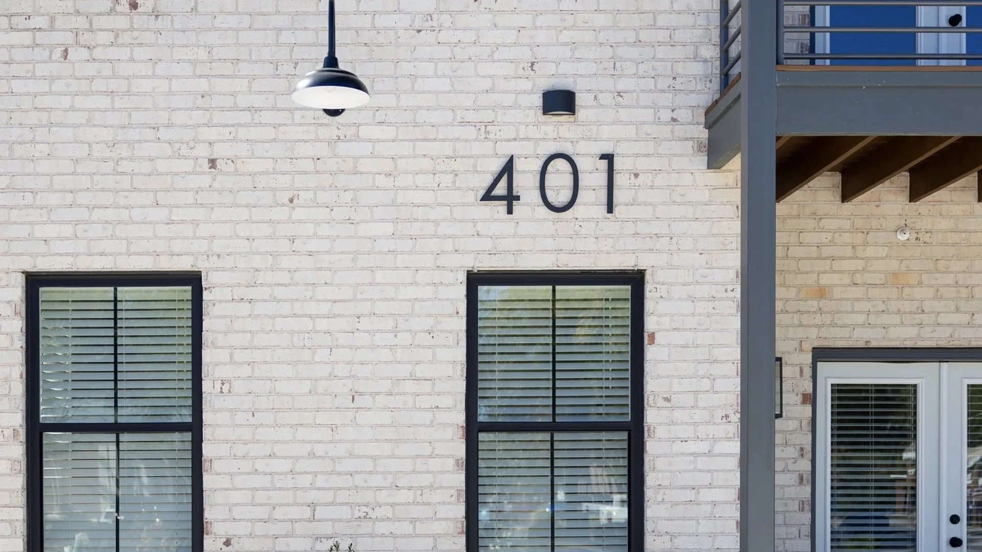 Rosewood-detail-cropped.jpg