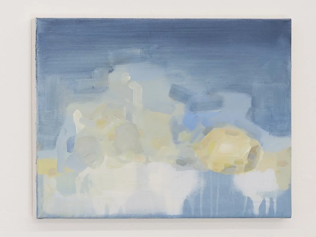 In contrast to Édouard Manet’s lemon, Anna Gestering presents a painting with a cyanotype-like background. A lemon gradually fades into a wash-out blue color.
