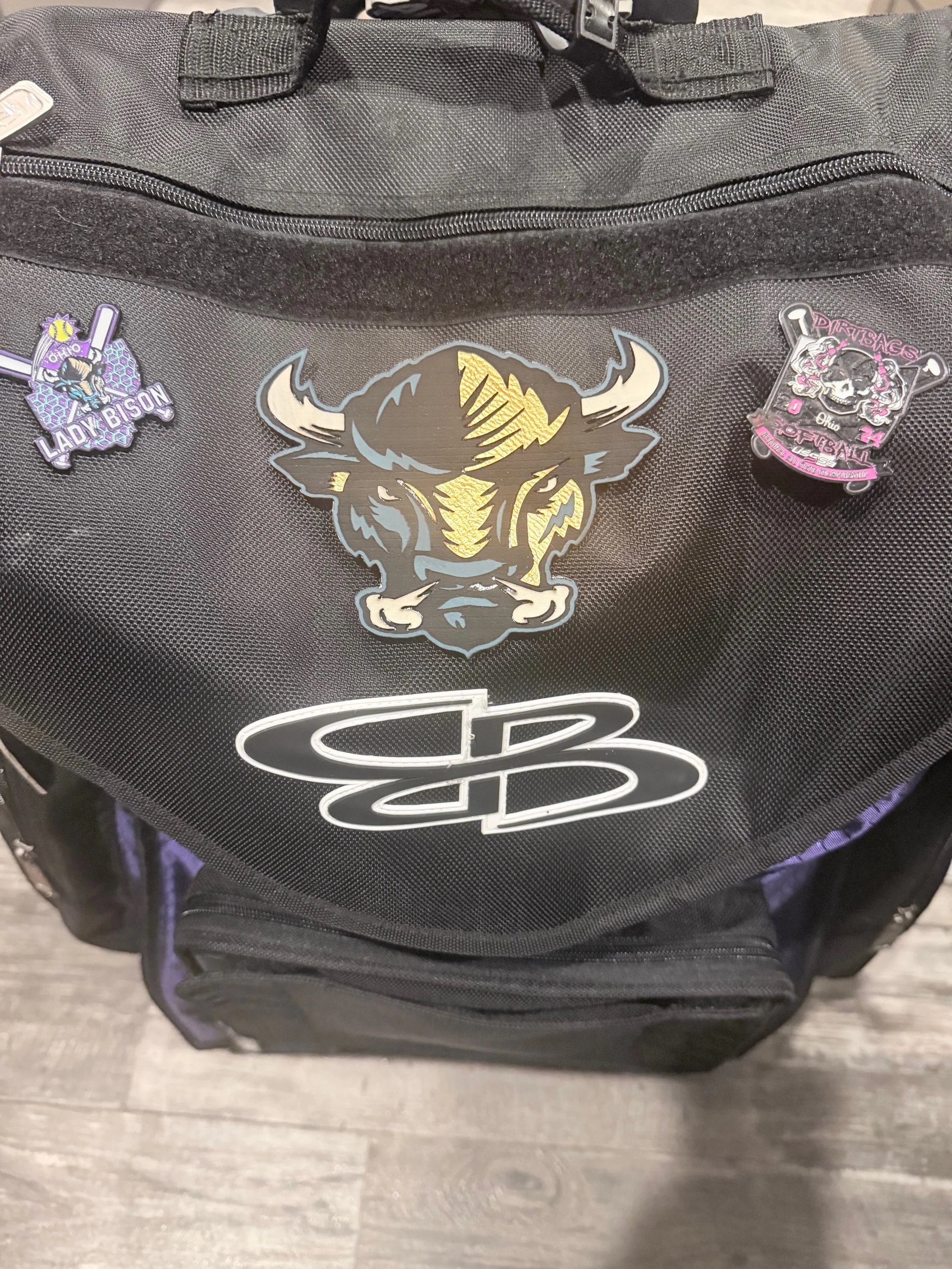 laser-engraved-leatherette-softball-baseball-Bison-Head-Bag-Tag.jpeg