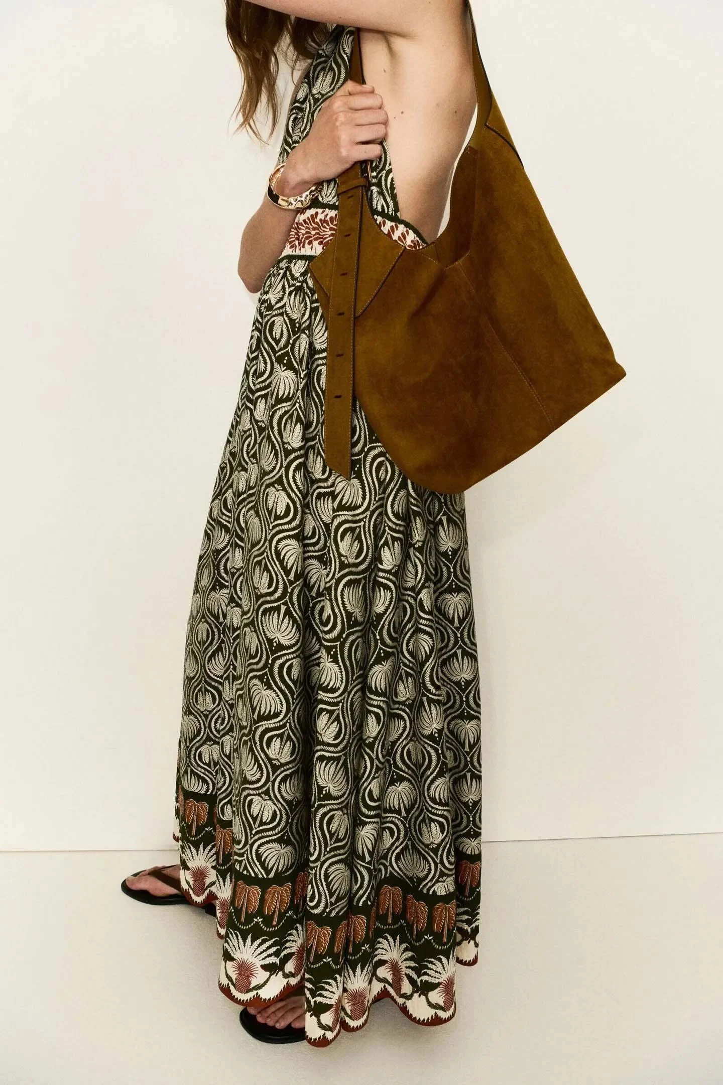 Vestido-halter-acampanado---Verde-oscuro-Estampado---H-M-CO (1).jpg