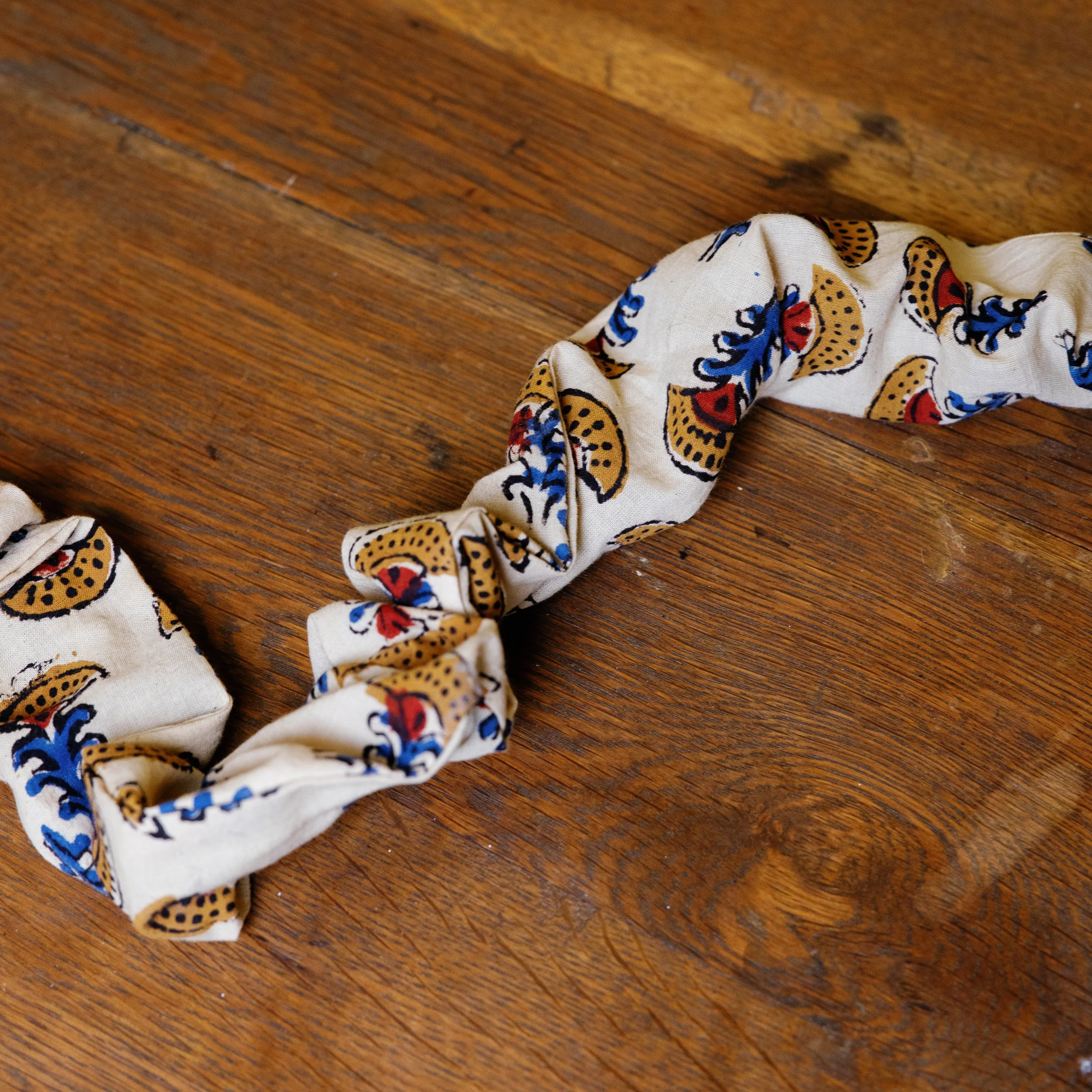 WALKTHROUGH INTERIORS BLOCK PRINT CORD COVER
