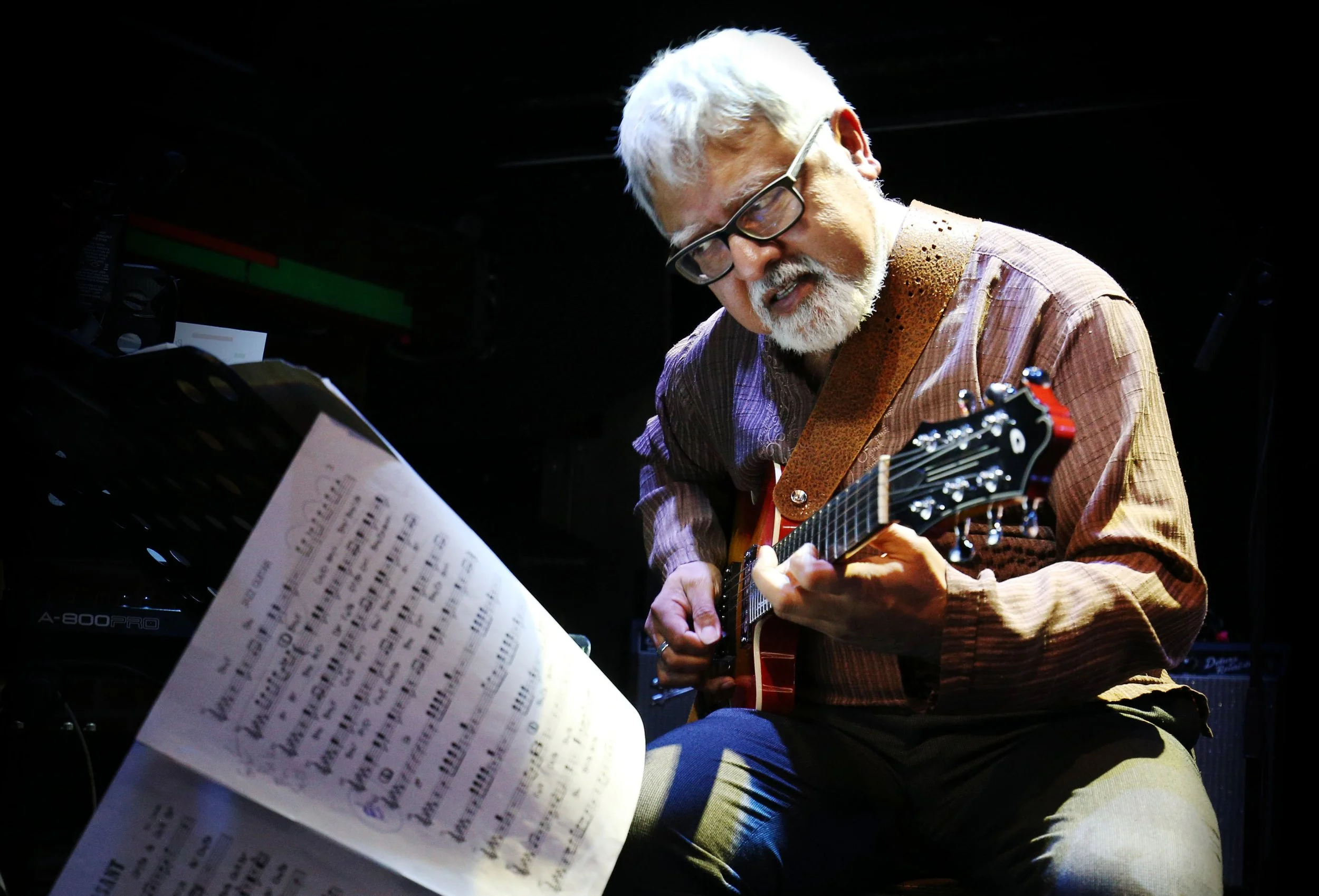 Fareed Haque (Billy Cobham) - The Jazz Cafe, London