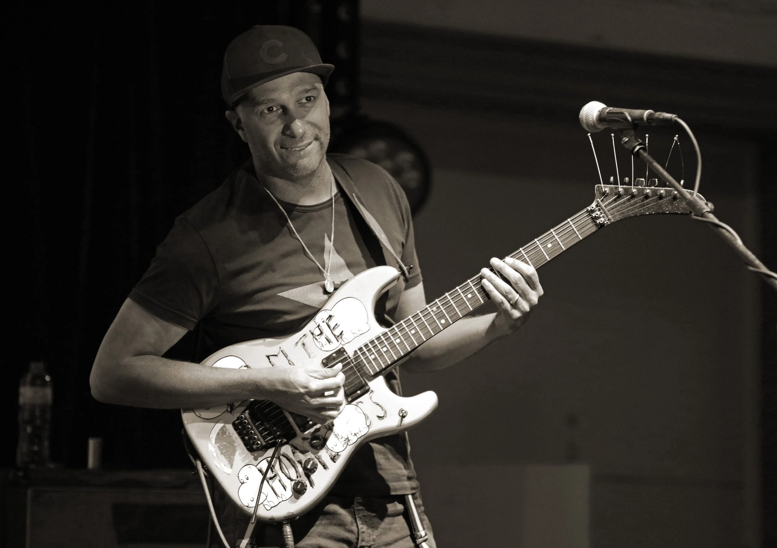 Tom Morello (The Atlas Underground album launch, Bush Hall, London 2018)