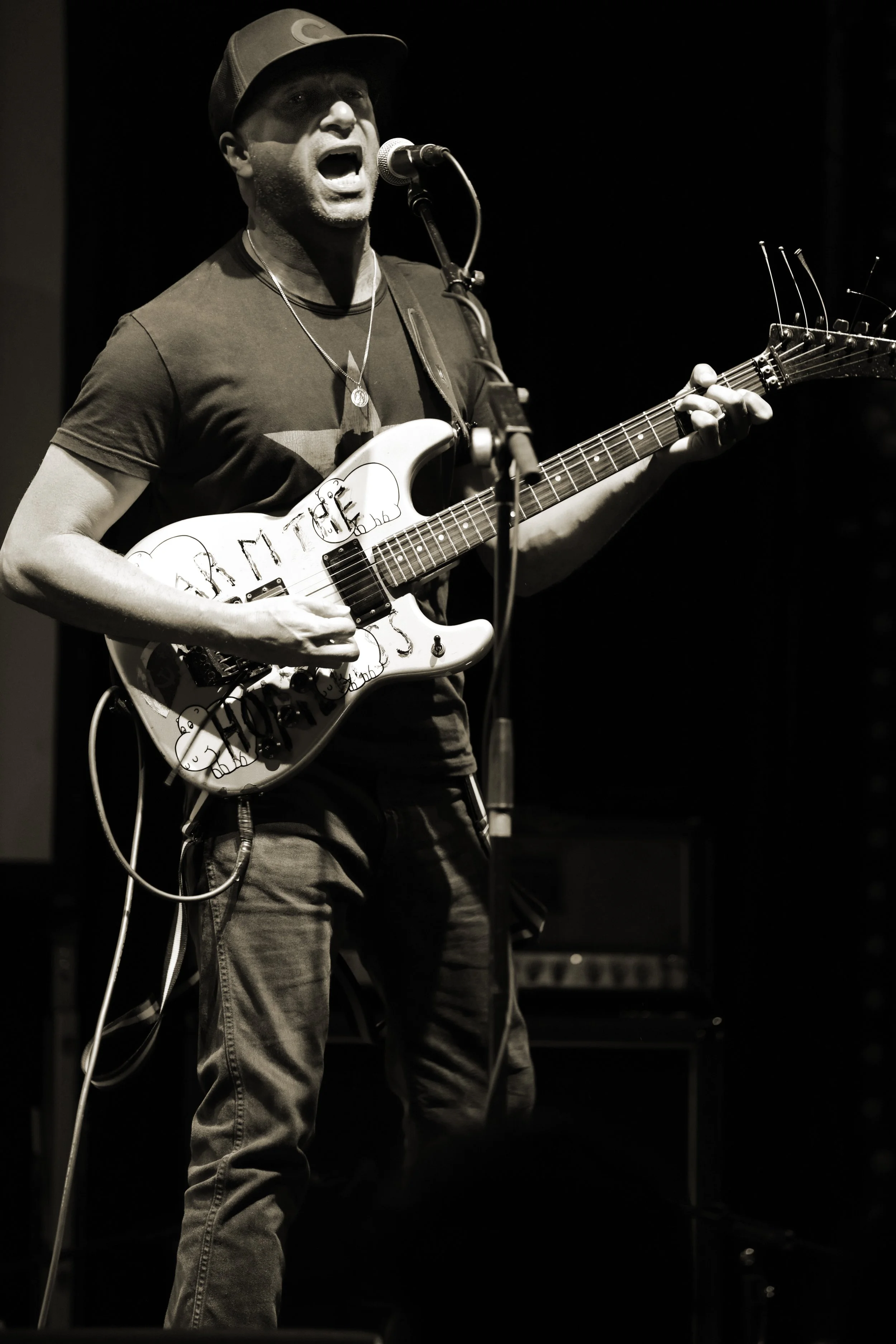 Tom Morello (The Atlas Underground album launch, Bush Hall, London 2018)