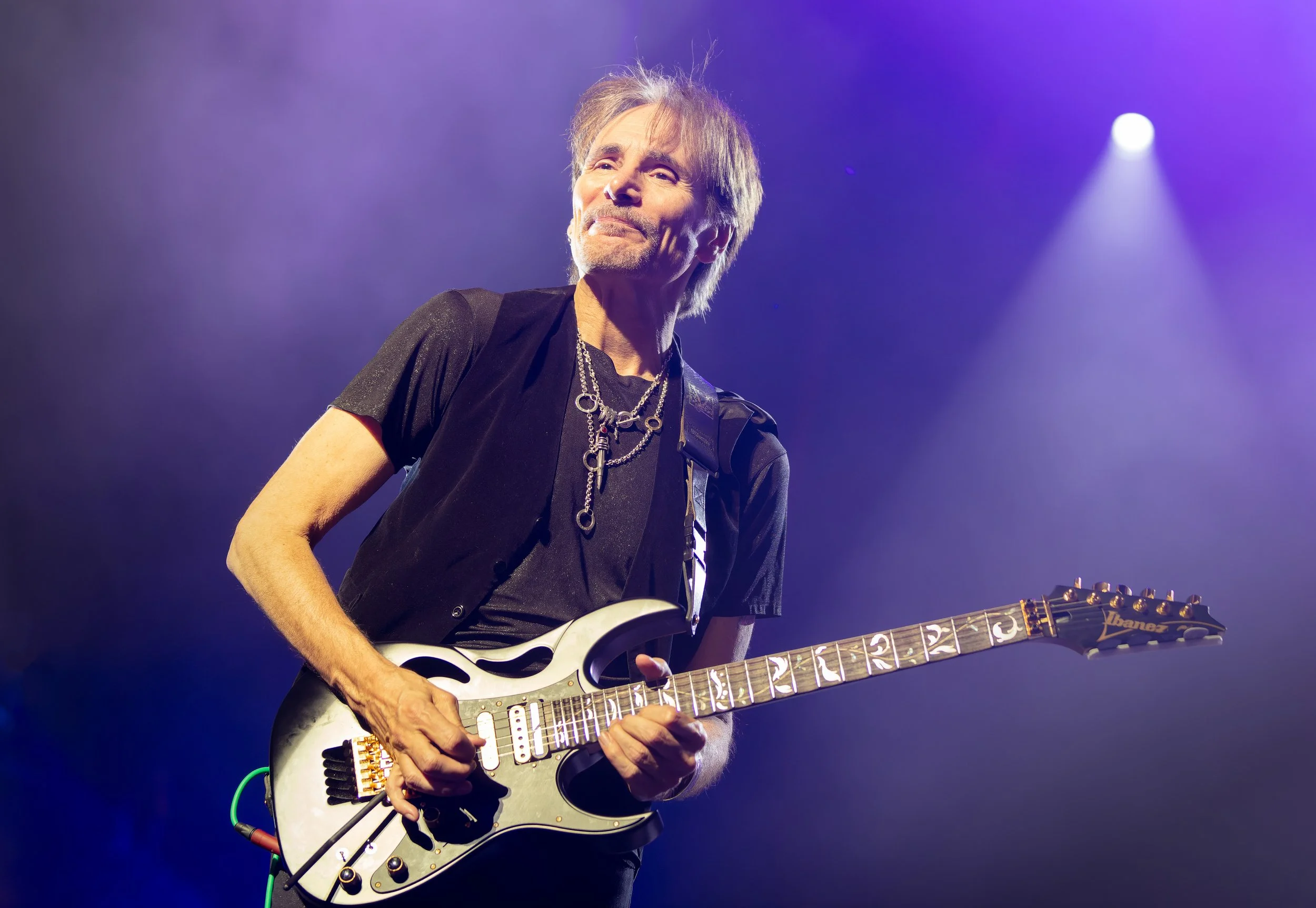 Steve Vai (London Palladium 2022)