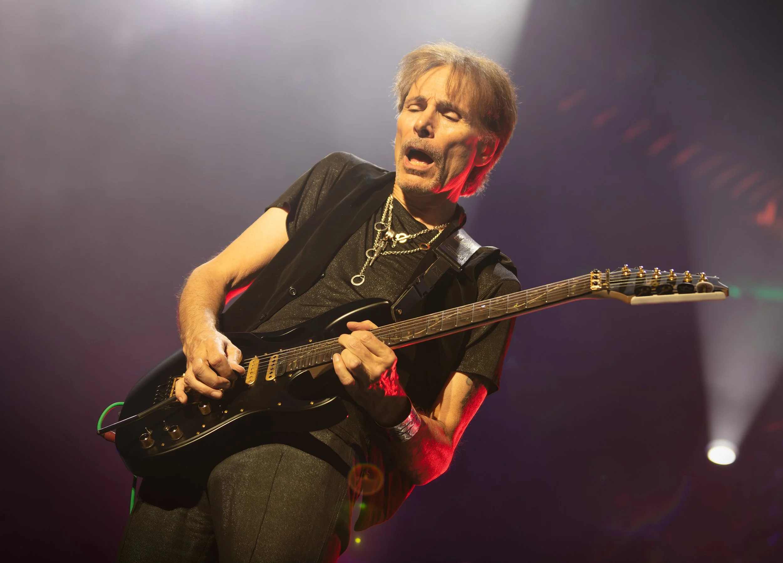 Steve Vai (London Palladium 2022)