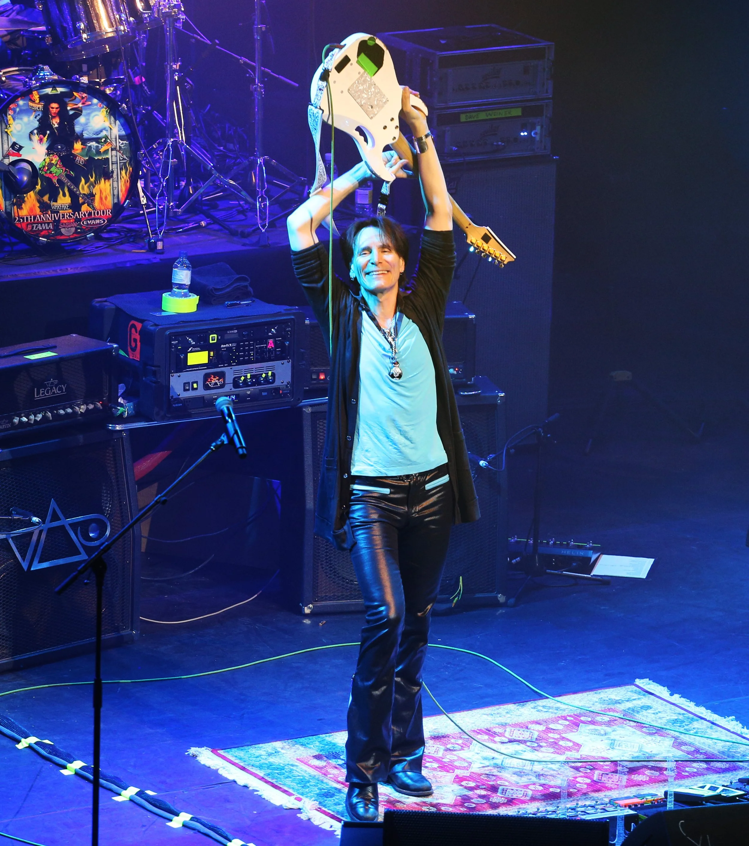 Steve Vai (London Palladium 2016)