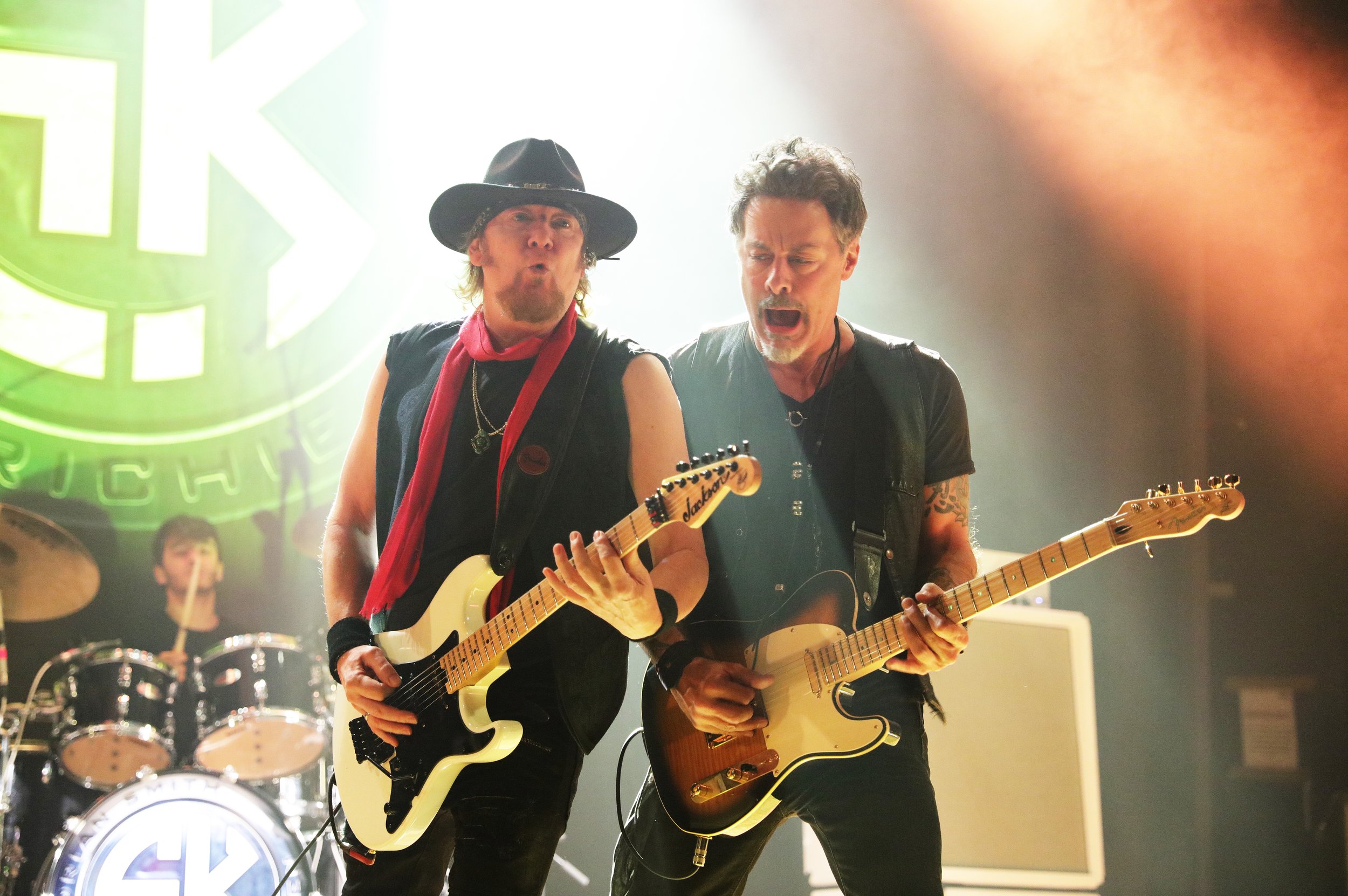 Smith / Kotzen (Islington Assembly Hall, London 2022)