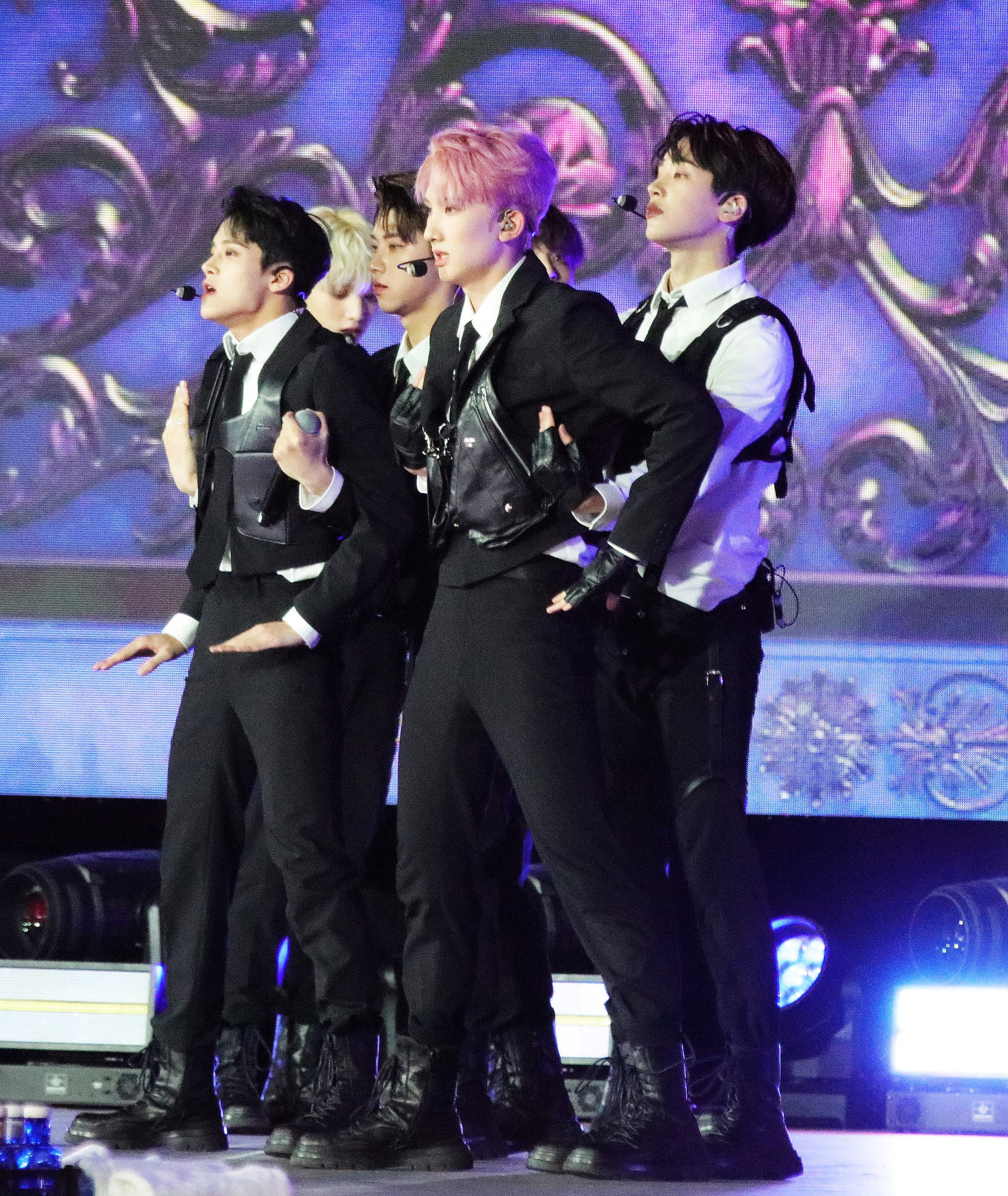 0K6A0535+ copy CR SR.jpg
