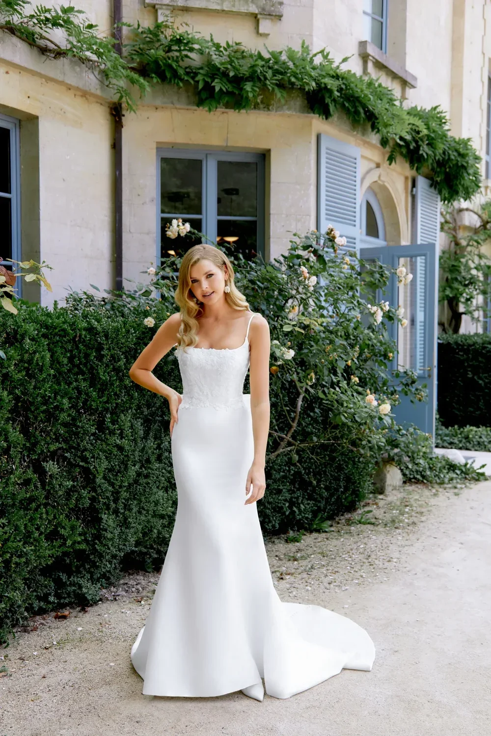 New-England-Wedding-Dress.webp