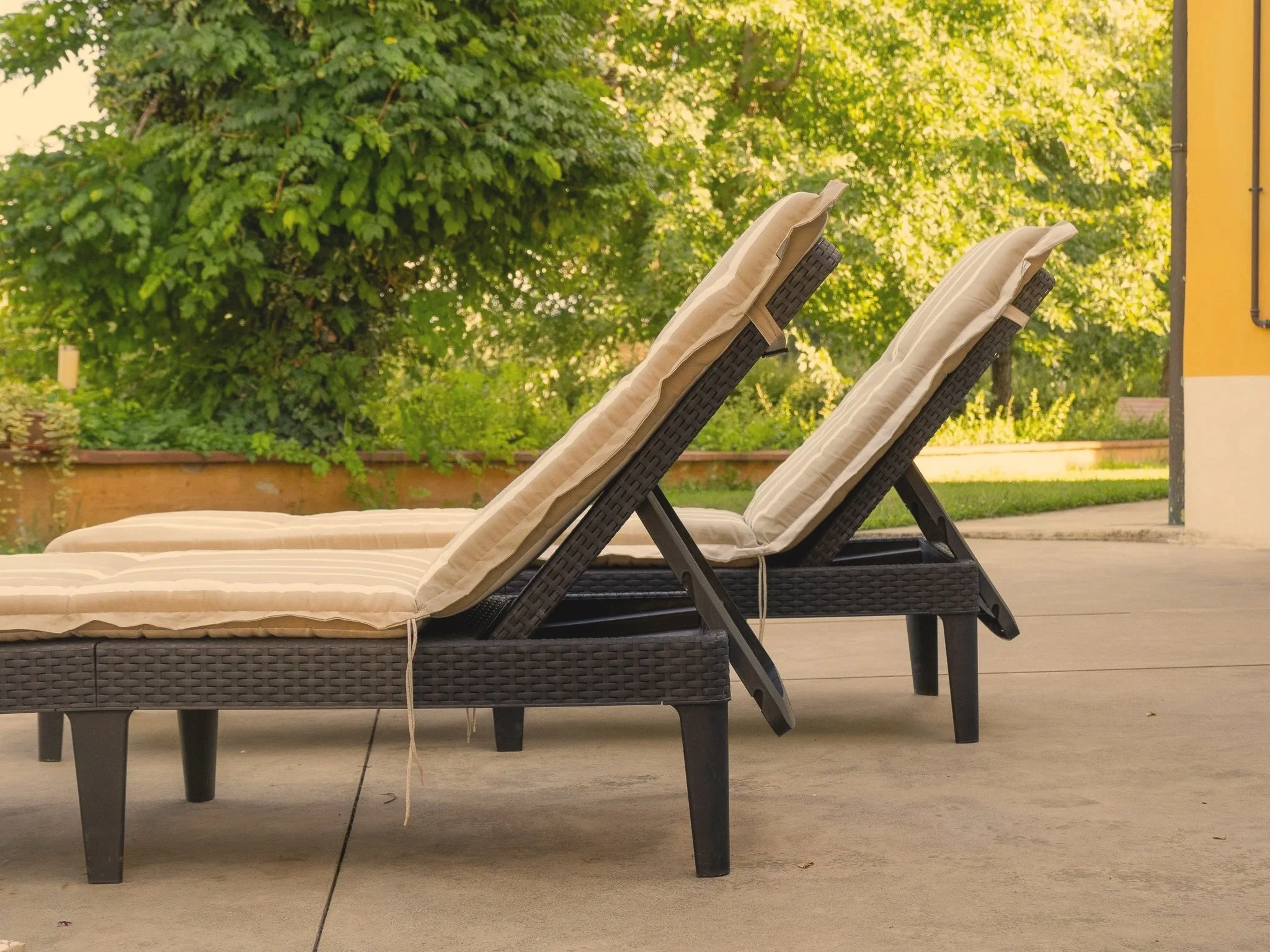 Spazio esterno di Casa Roberta nella campagna di Reggio Emilia.