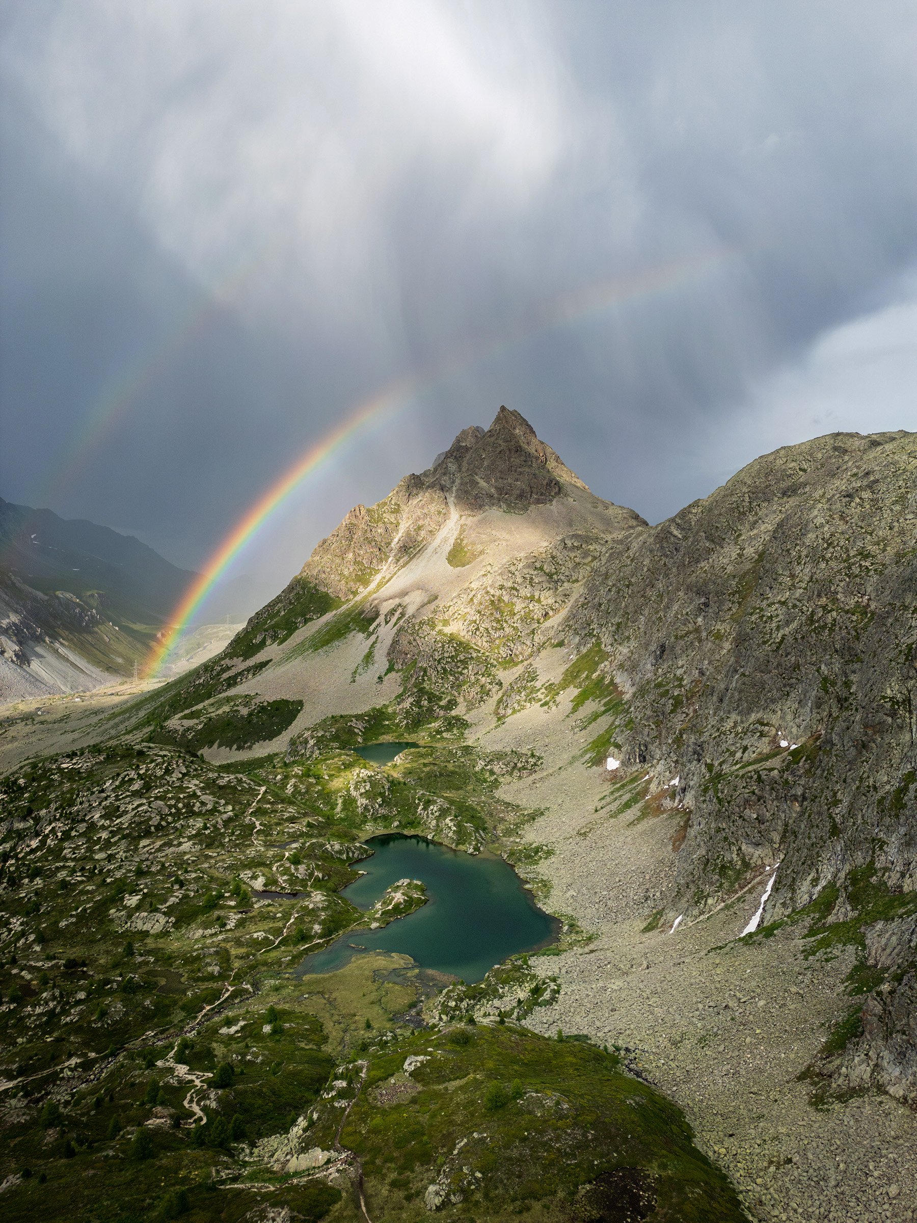 Regenbogen am Crap alv Lajiets im Albulatal