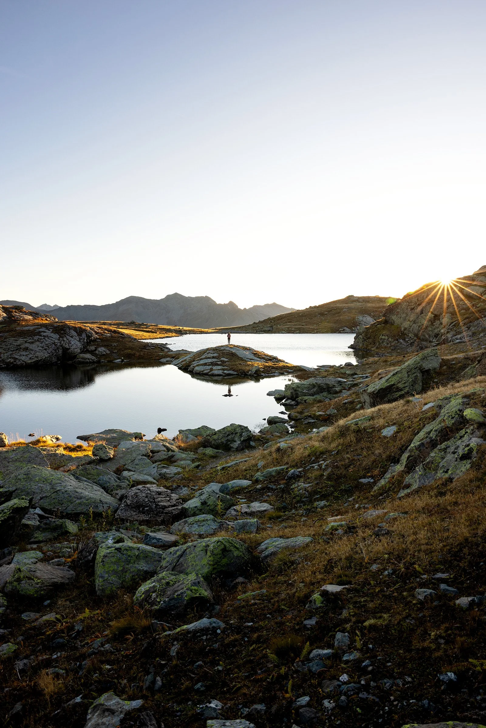 Flüeseen in Juf in der Viamala bei Sonnenuntergang