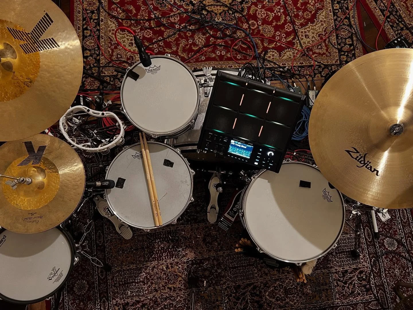 Current kit set up for @thenakedandfamous

Proud to play @ludwigdrumshq, @zildjiancompany, @vaterdrumsticks, @remopercussion, @gibraltarhardware 🥁

#thenakedandfamous #youngblood #drumset #drum kit #femaledrummer #girldrummer #drummer #drums #music