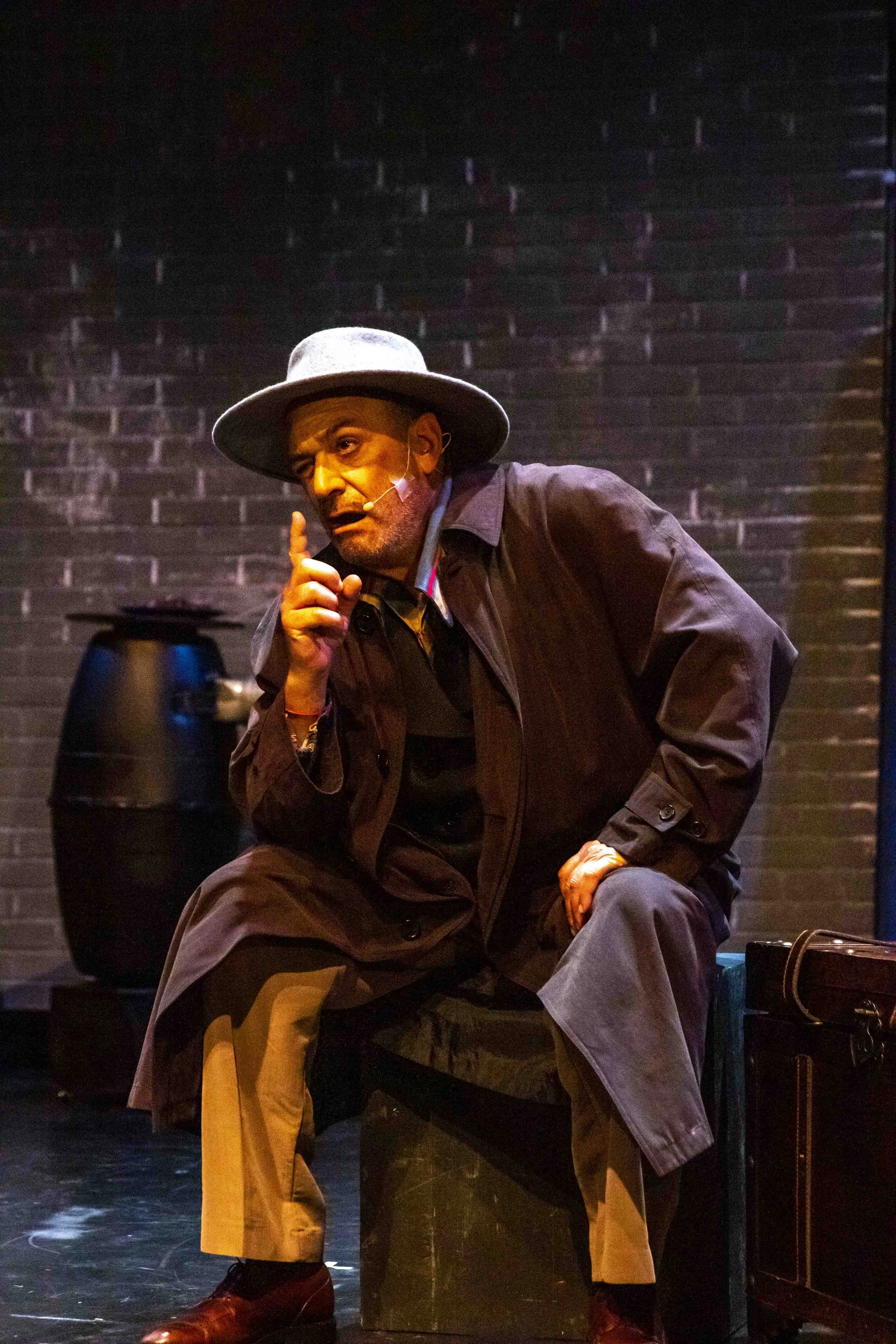 Oliver! Dress Rehearsal-1883.jpeg