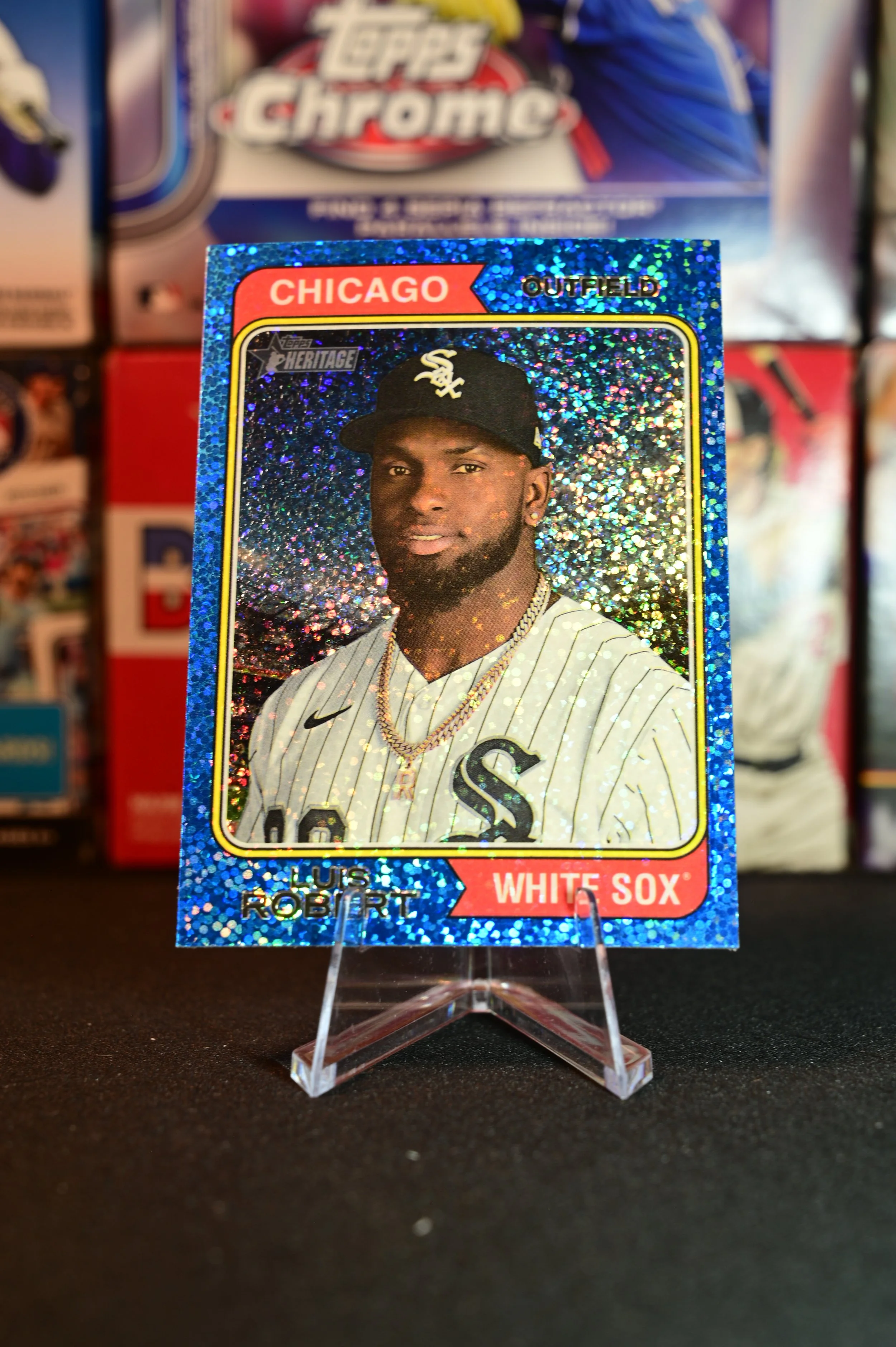2023 Topps Heritage - Luis Robert Jr - Blue Sparkle Chrome Parallel - Chicago White Sox
