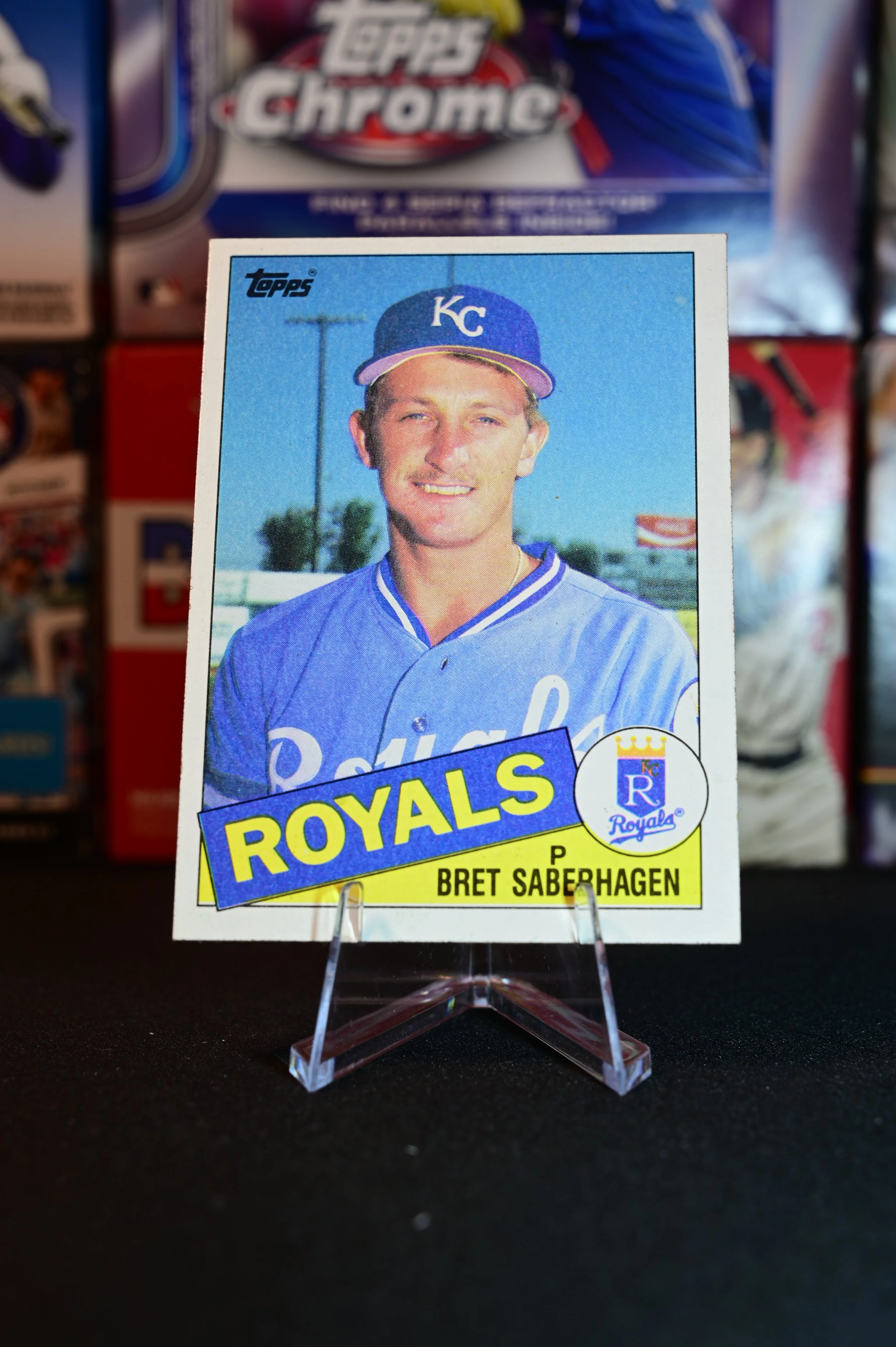 1985 Topps - Bret Saberhangen - base - Kansas City Royals