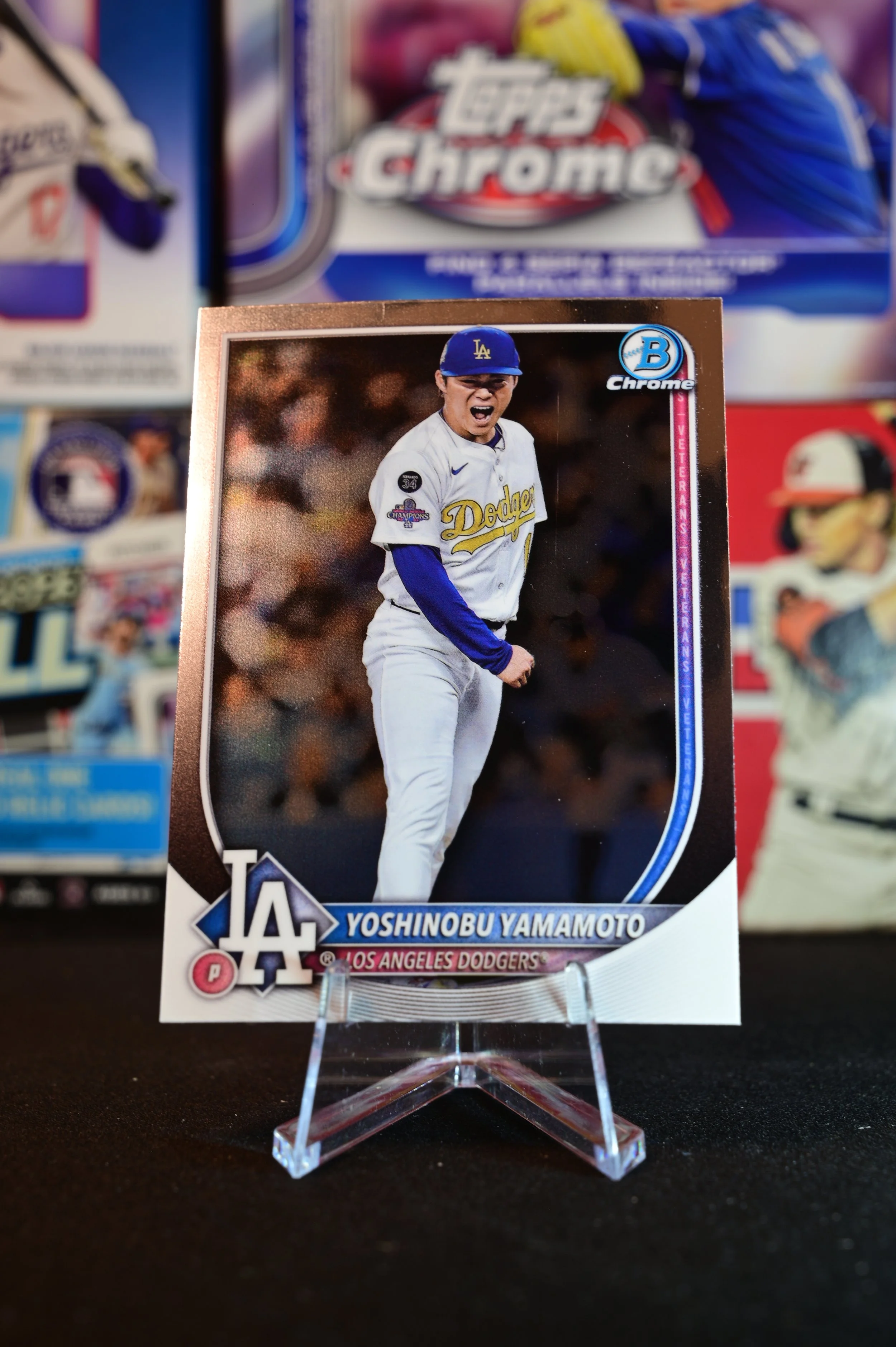 2025 Bowman Chrome - Yoshinobu Yamamoto - base - Los Angeles Dodgers