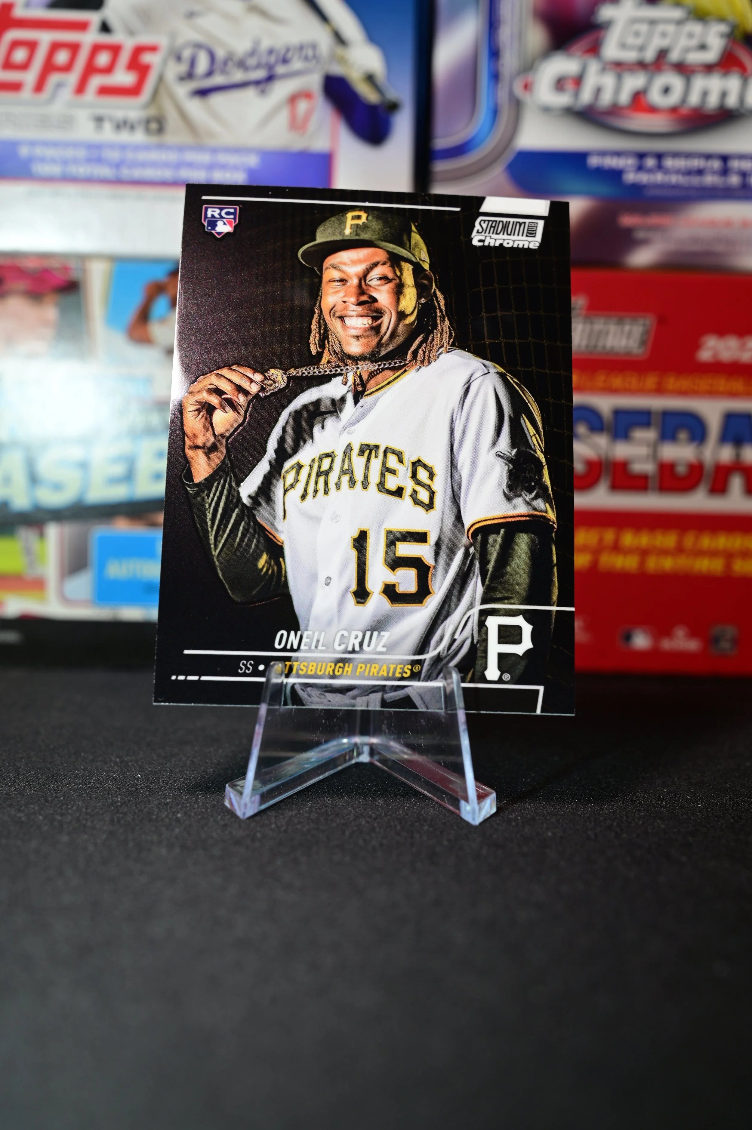 2022 Stadium Club Chrome - Oneil Cruz - base - Pittsburgh Pirates - (RC)