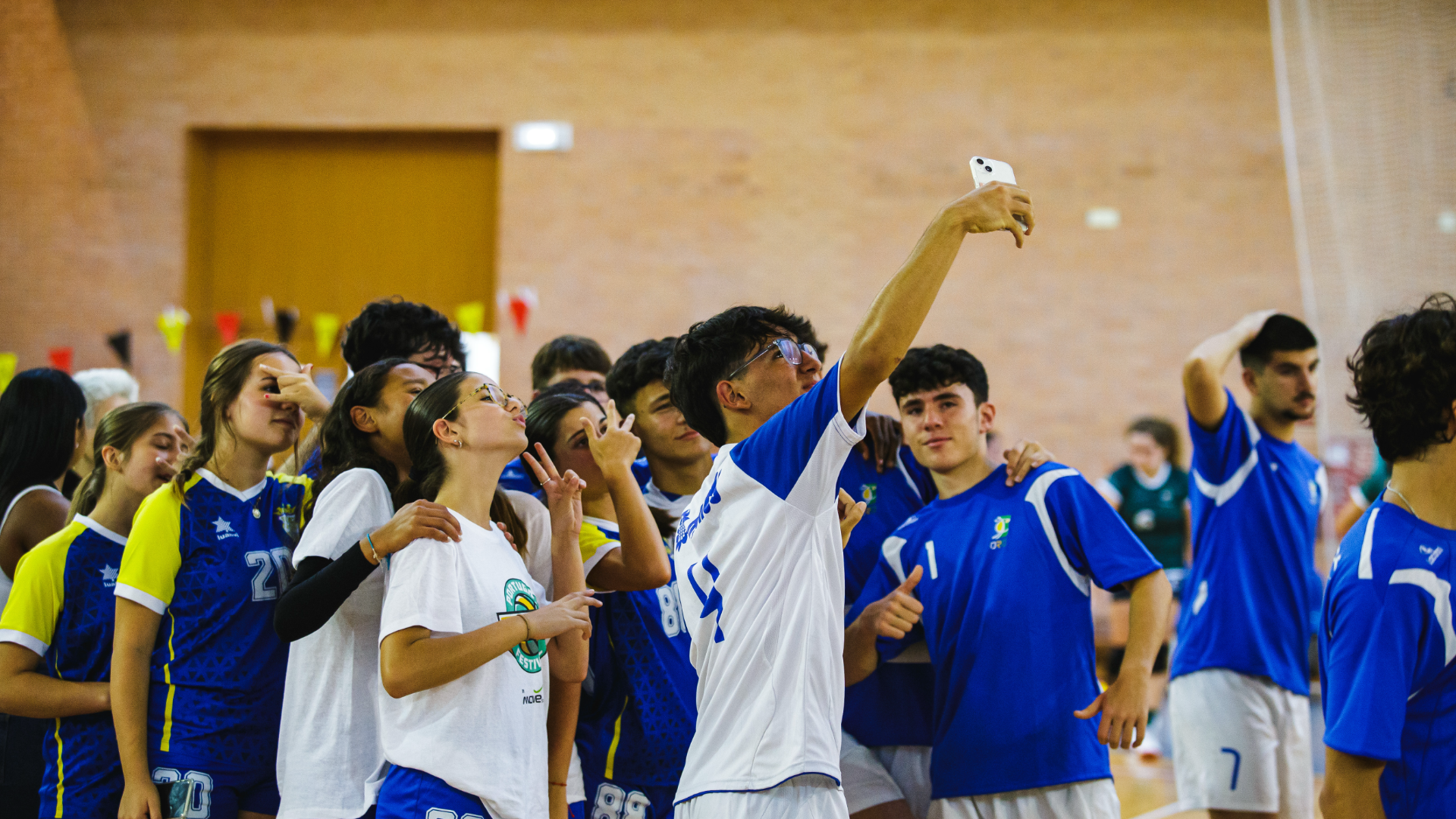 Creating Lasting Memories at Youth Sports Tournaments: A Guide for Teams