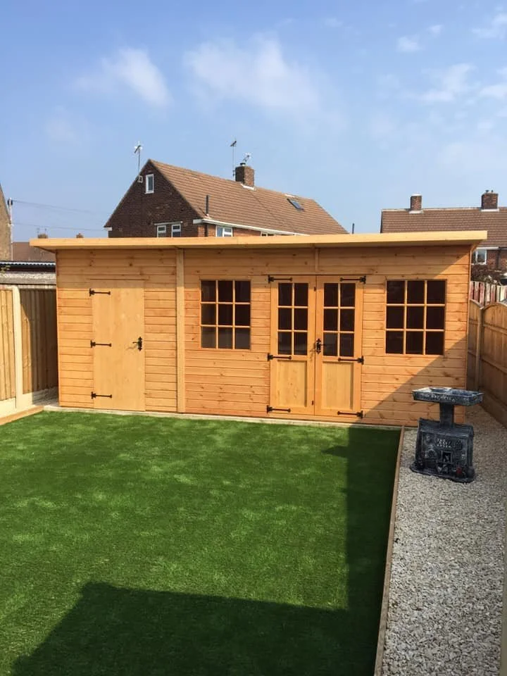 Large Summerhouse-Right.jpg