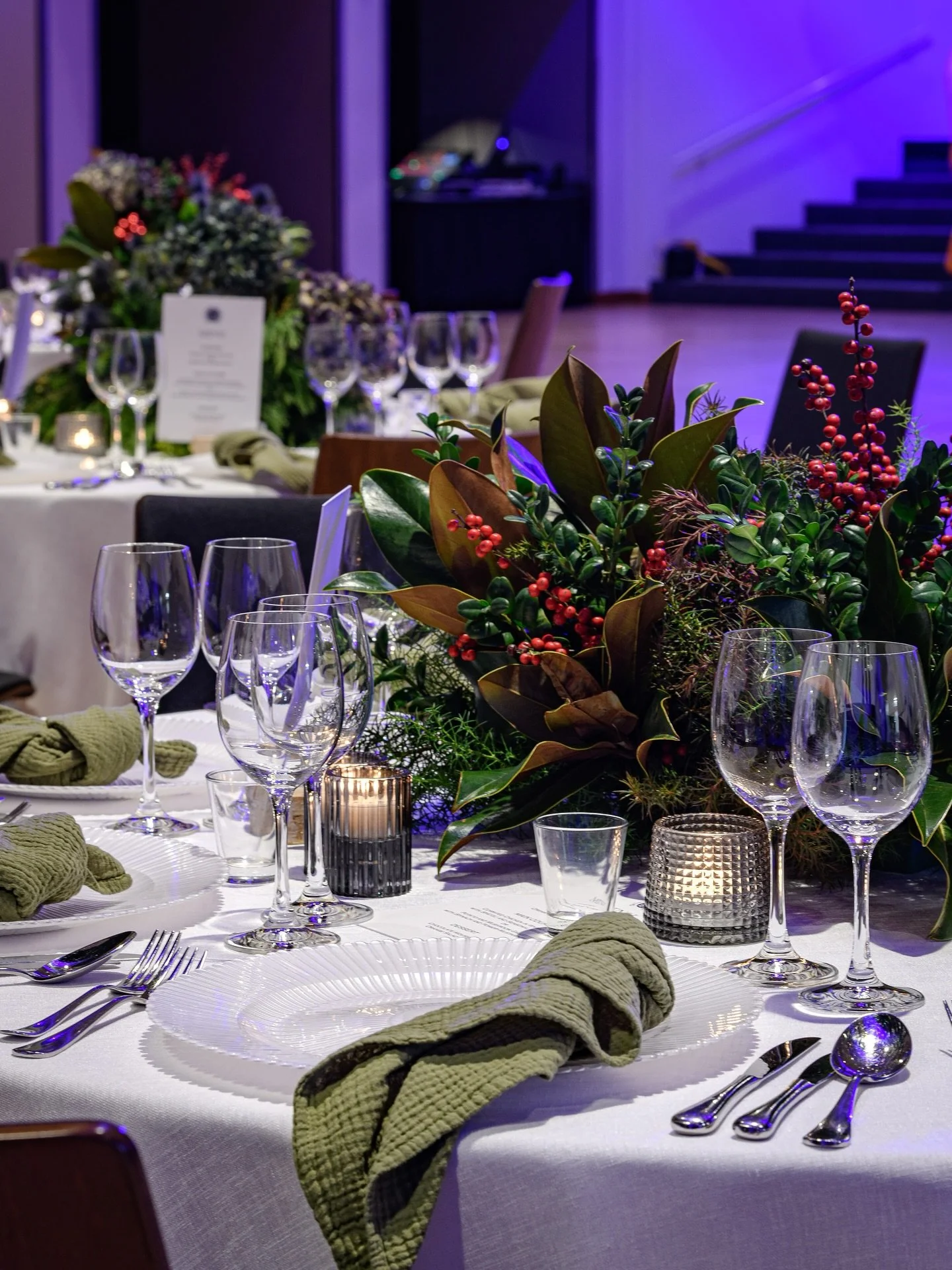 The Zurich Scottish Country Dance Club held its semiannual St Andrew&rsquo;s Night Ball on the 29th of November at Kreuz, Jona. The Ball was a great success with the guests coming from all over the world. The ZSCDC would like to thank everyone involv