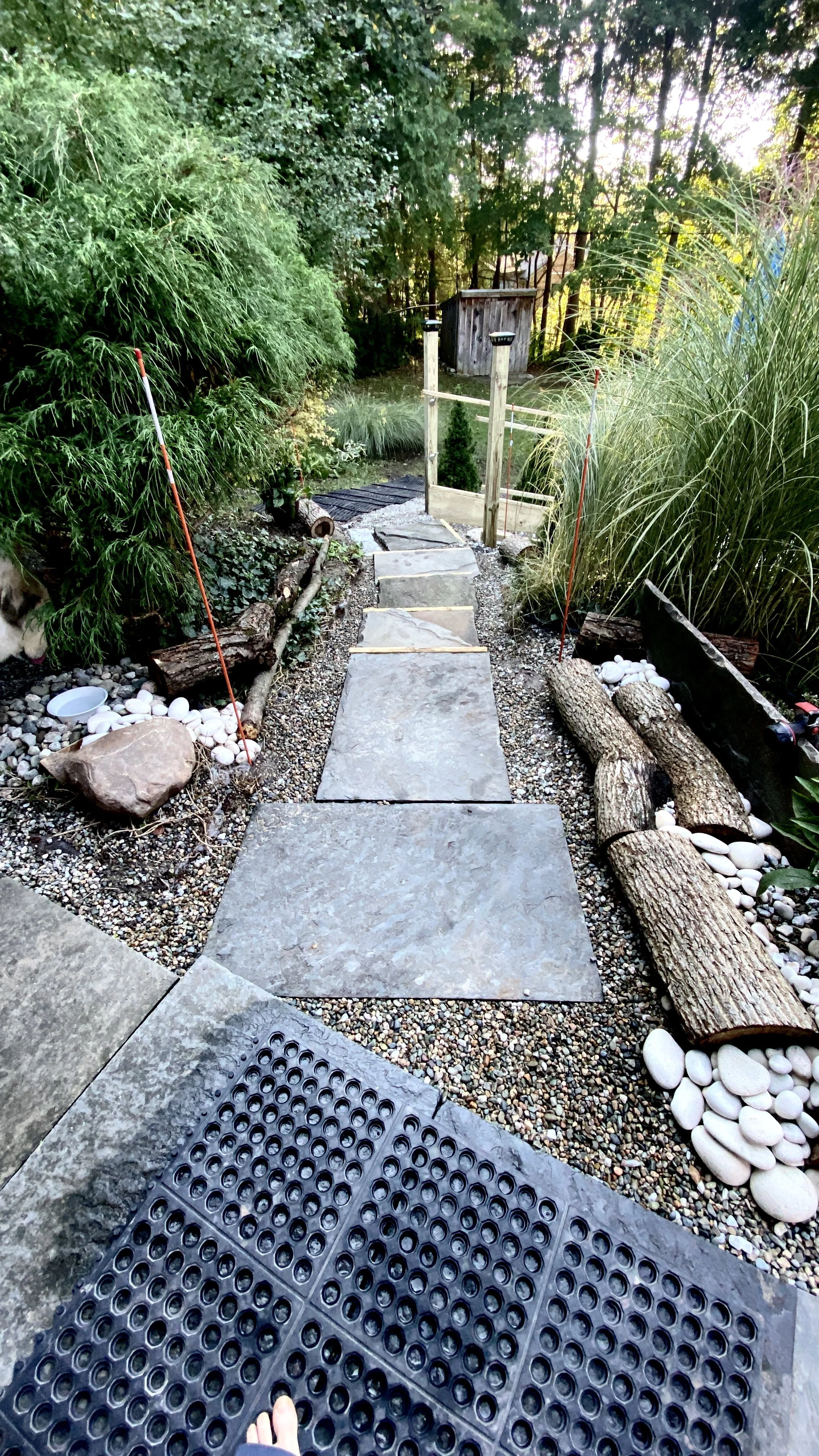 Stones Deco Steps from House to Pool Steps