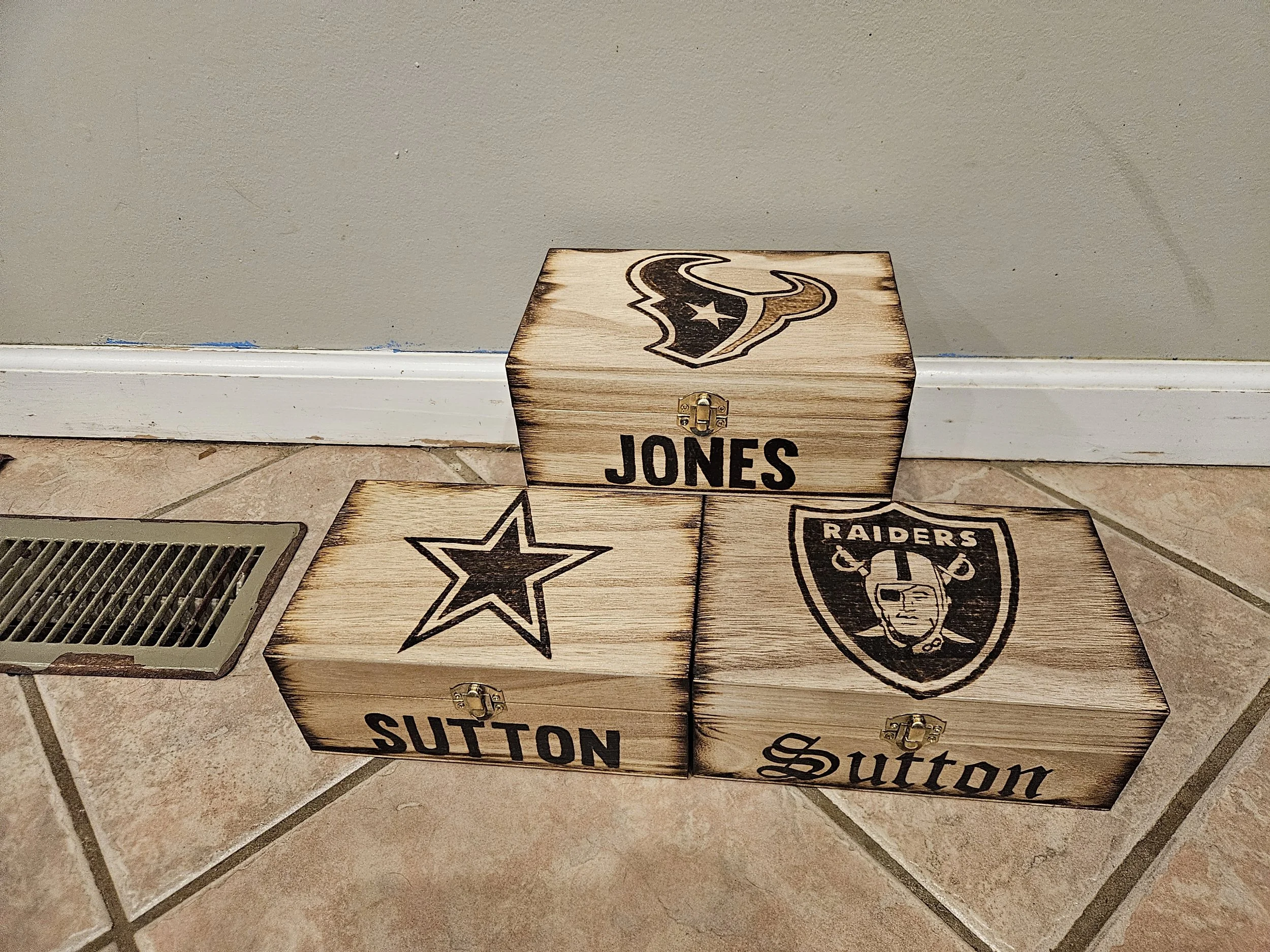 modern box 143.1.jpg