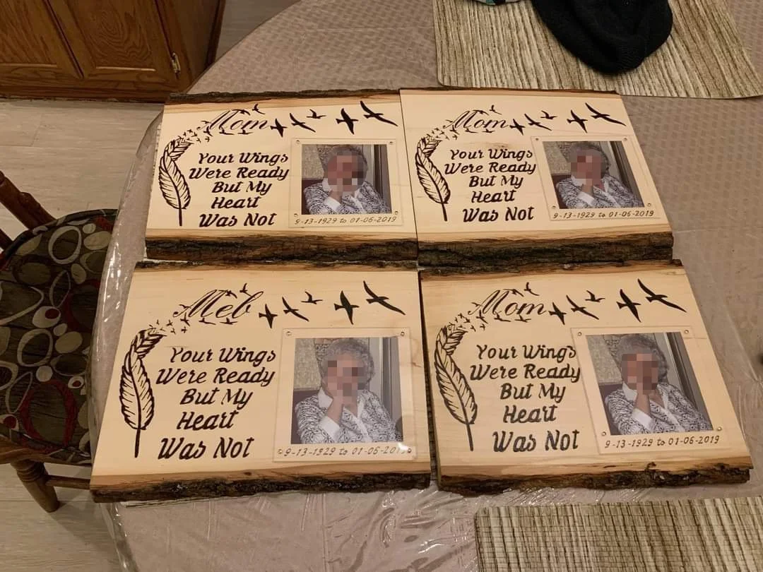 memorial plaque 11.jpg