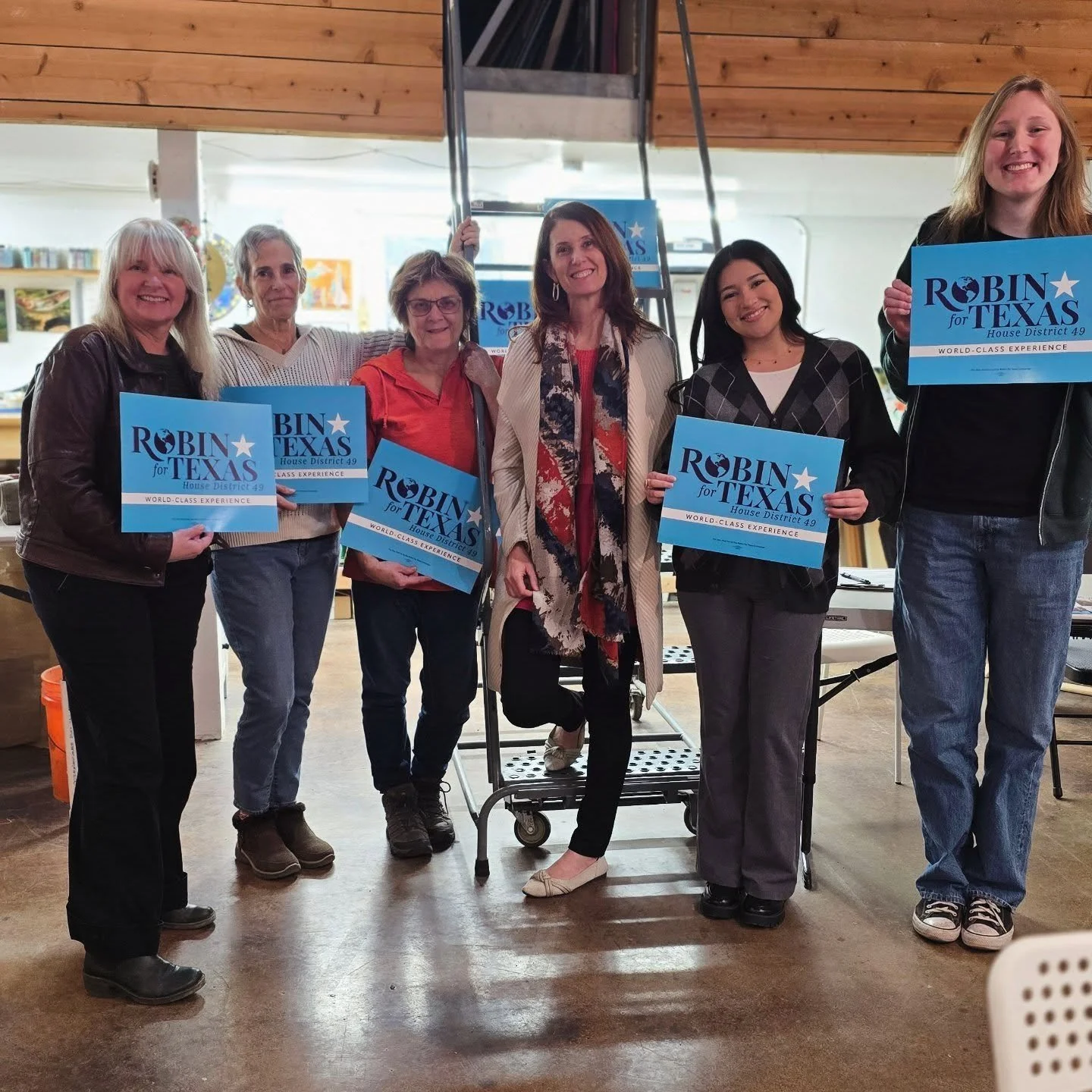 Had a wonderful Sunday afternoon with friends at @mindiandesigns in South Austin. Mindy Graber kindly allowed us to take over her amazing studio and hosted our discussion around the arts and how to make Austin a more welcoming and inviting place for 