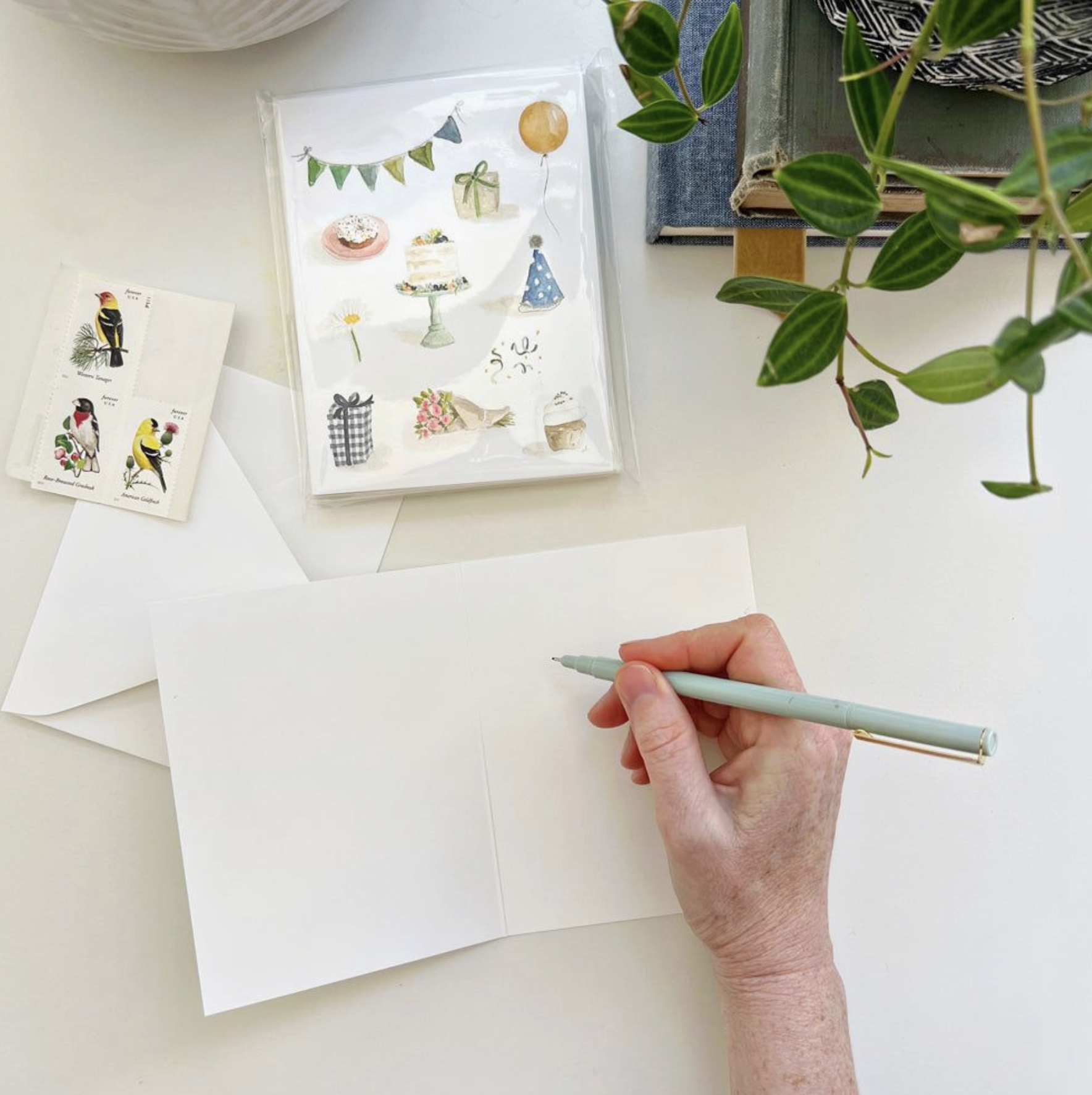 Charming Illustrated Greeting Card Set