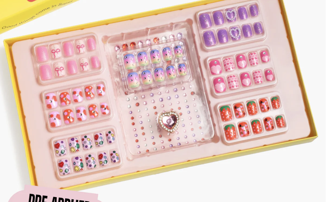Heartfelt Press on Nail Kit