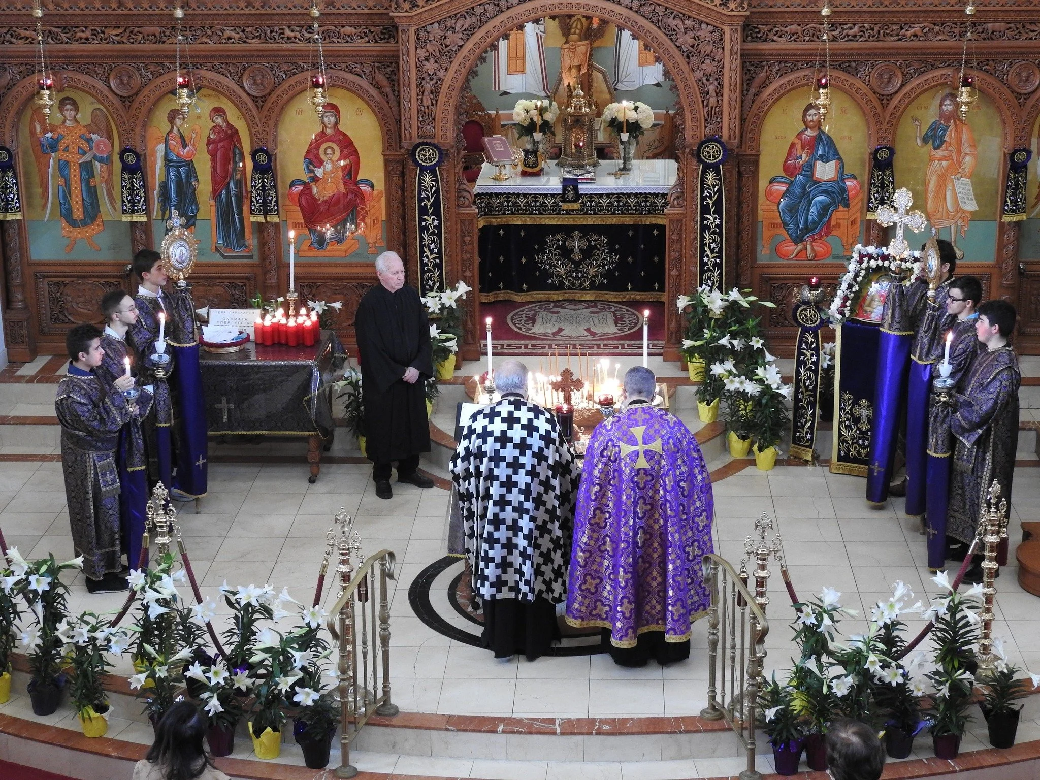 Holy Wedensday Uncion1.jpg