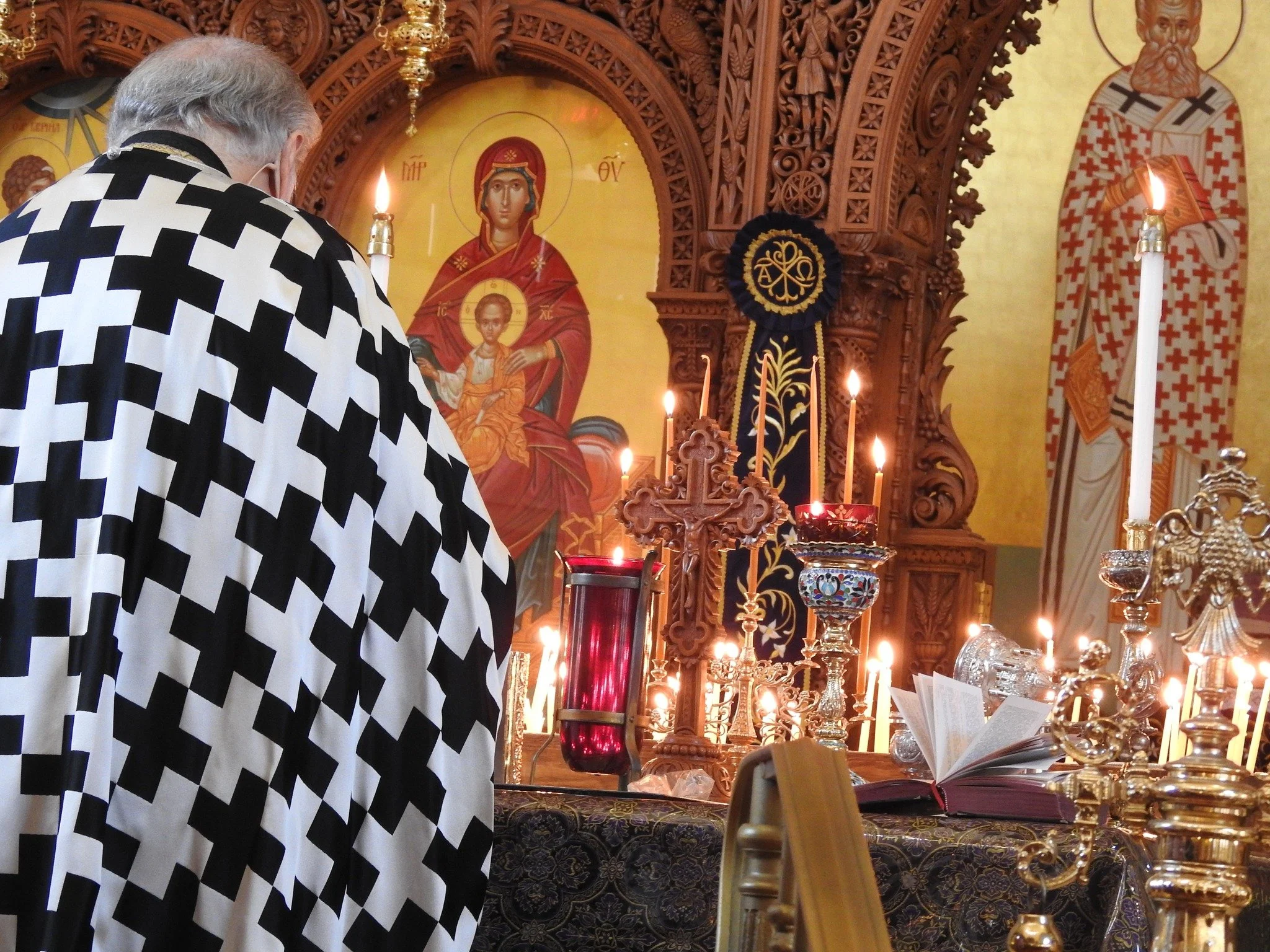 Holy Wednesday Unction 2.jpg