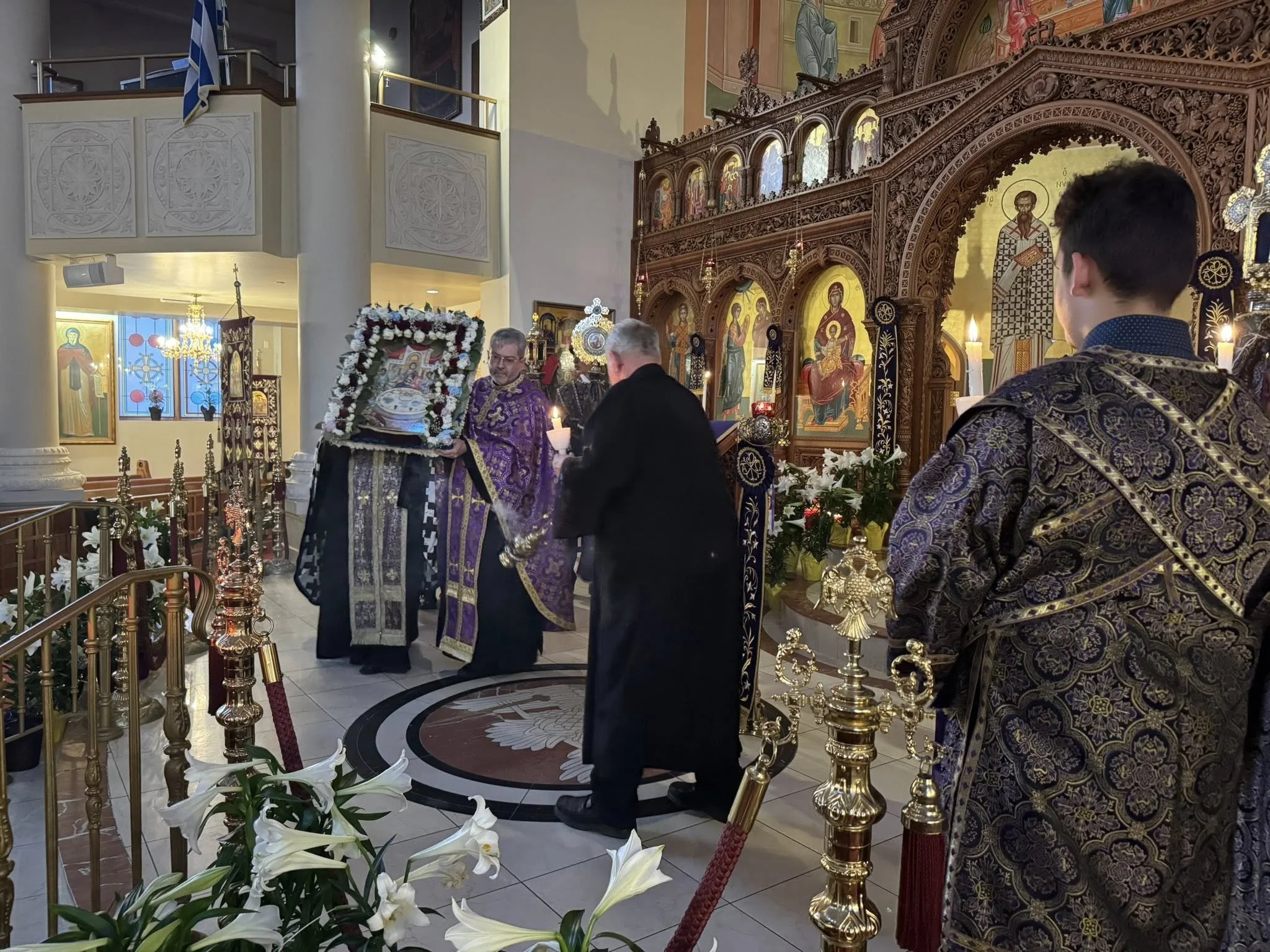 Holy Wednesday_Clergy Processing Icon.jpg