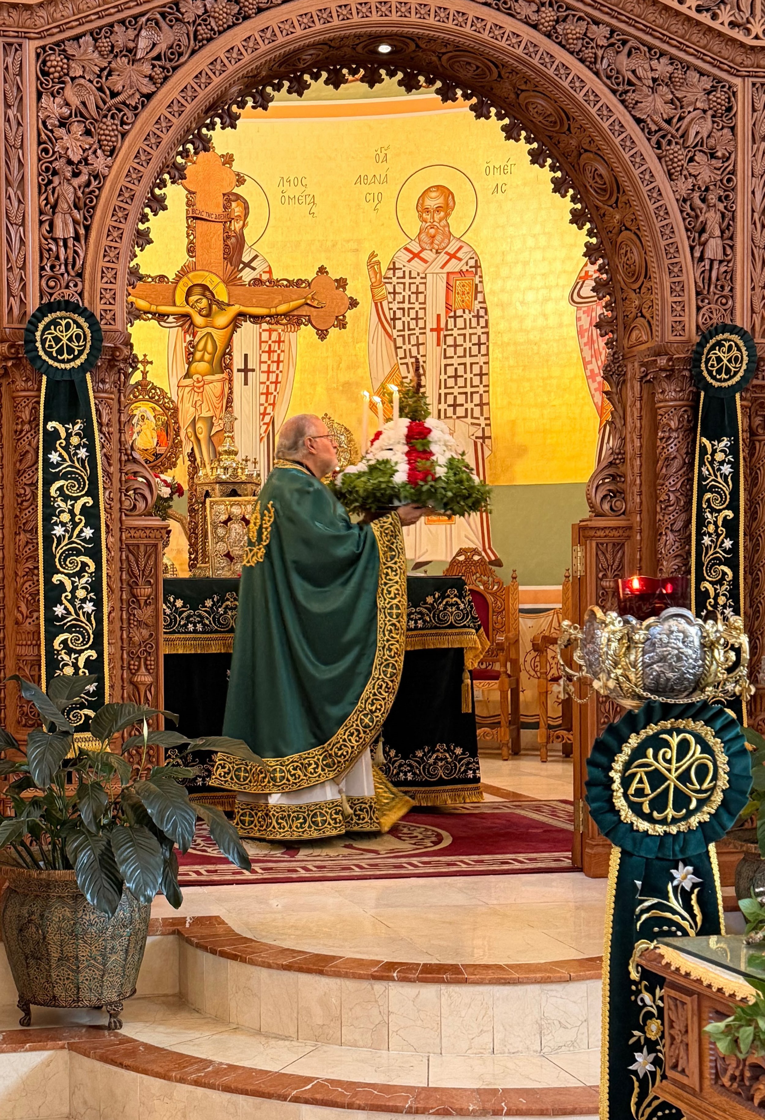 Procession 1.jpg