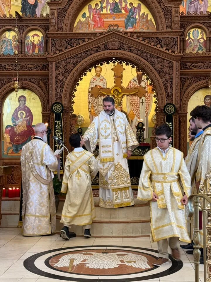Blessing Altar Boys at Pater Ymon.jpeg