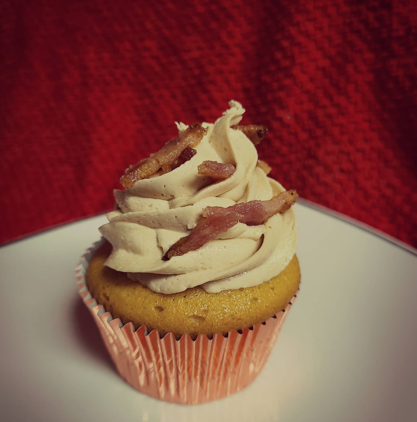 Dozen Maple Bacon Cupcakes