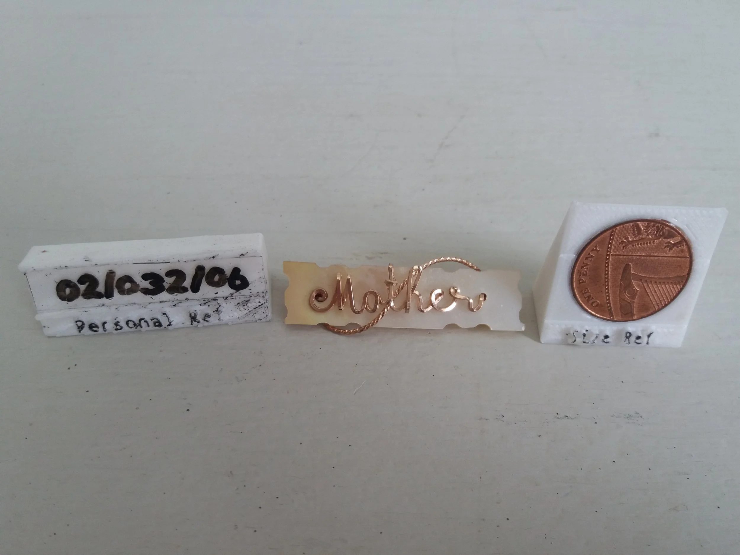 1900s / 1910s | Mother of Pearl & Wire 'Mother' Brooch