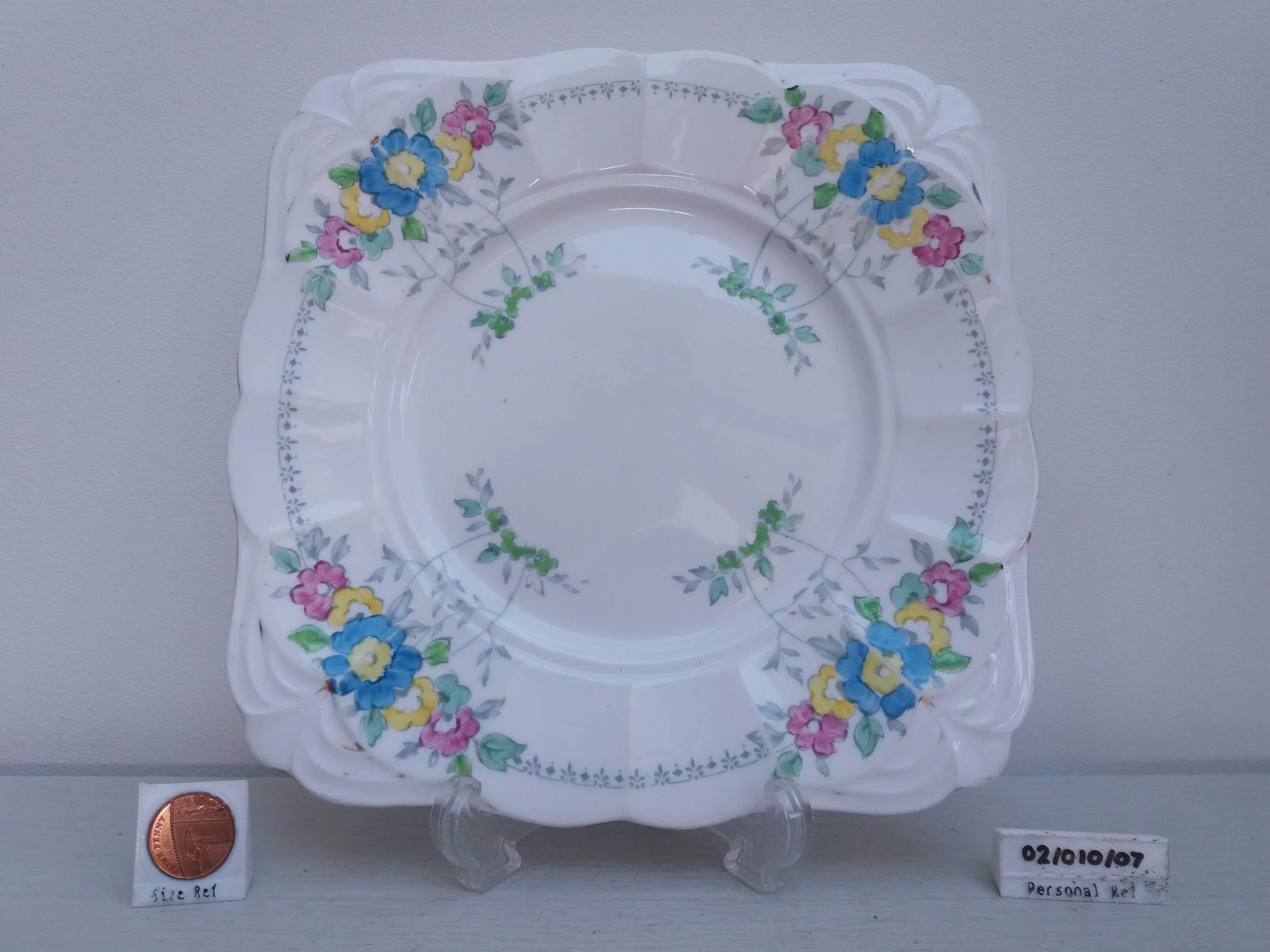 1936 - 1947 | Plant Tuscan China Square Plate