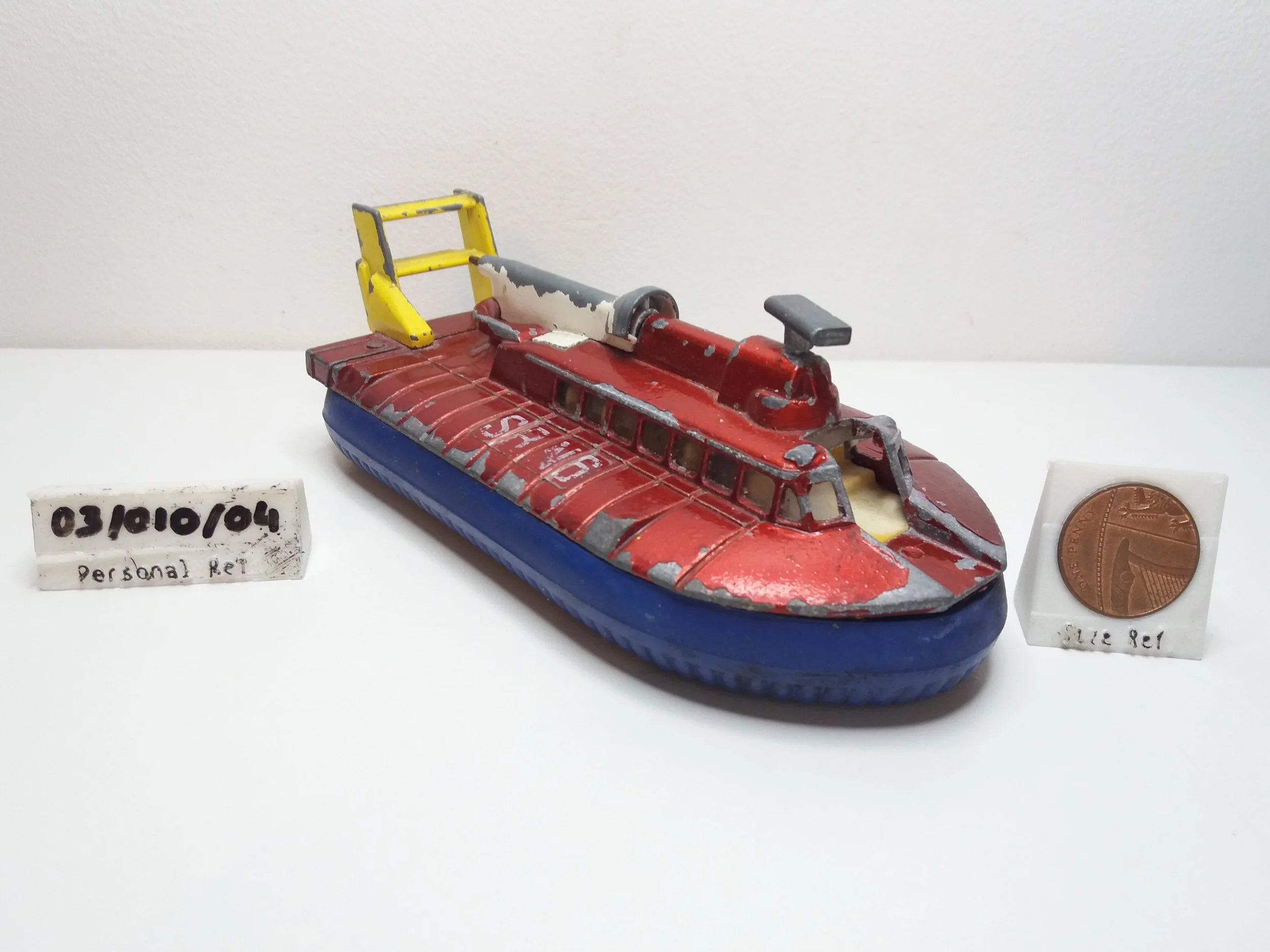 #290 - SNR6 Hovercraft (Unboxed) - Dinky Meccano