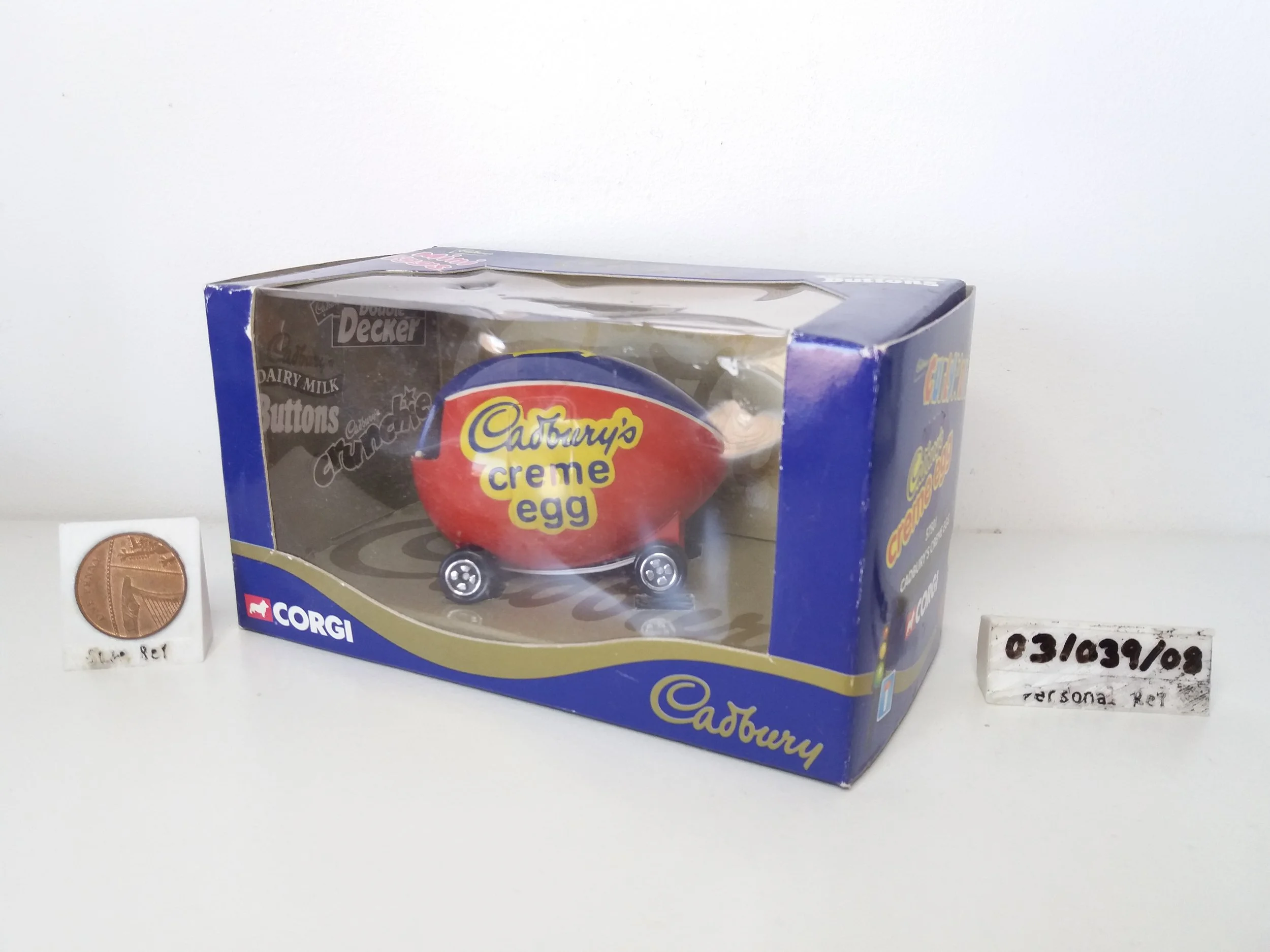 #57501 - Cadbury's Creme Egg (Boxed) - Corgi Classics