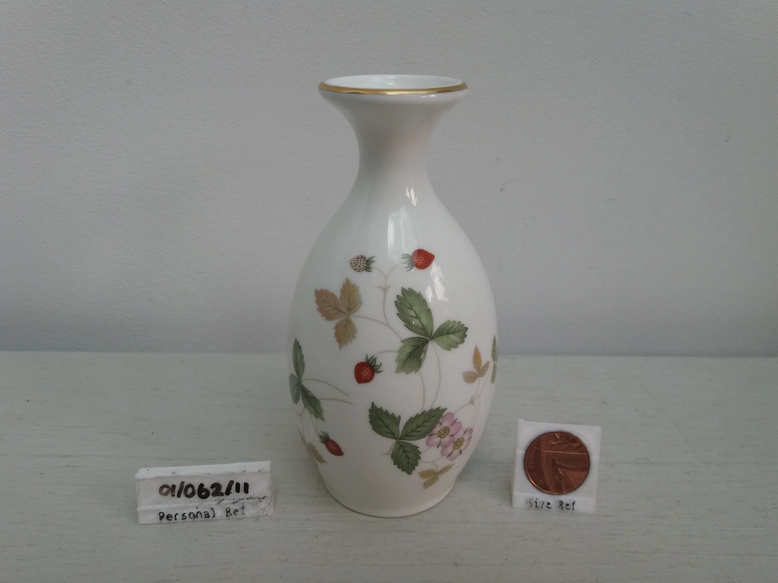 1964 - 20__ | Wedgwood Wild Strawberry Small Vase