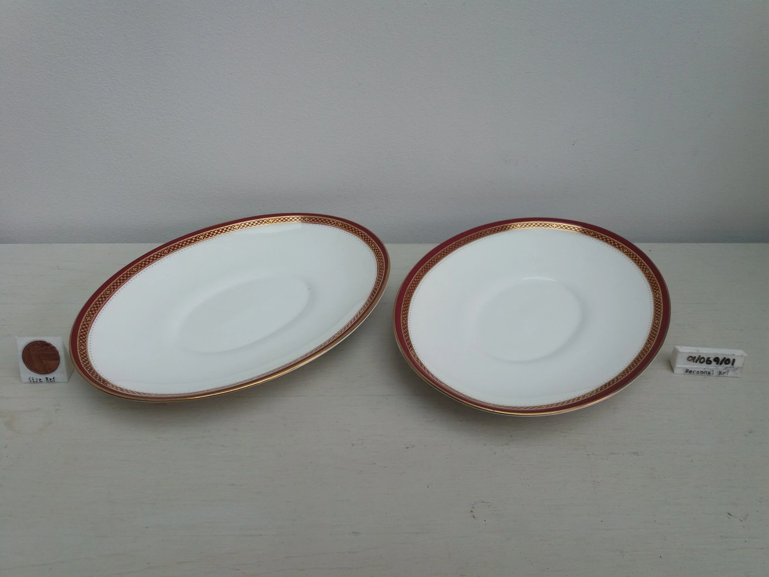 1993 - 1997 | 2x Oval Aynsley Jubilee Marone Plates
