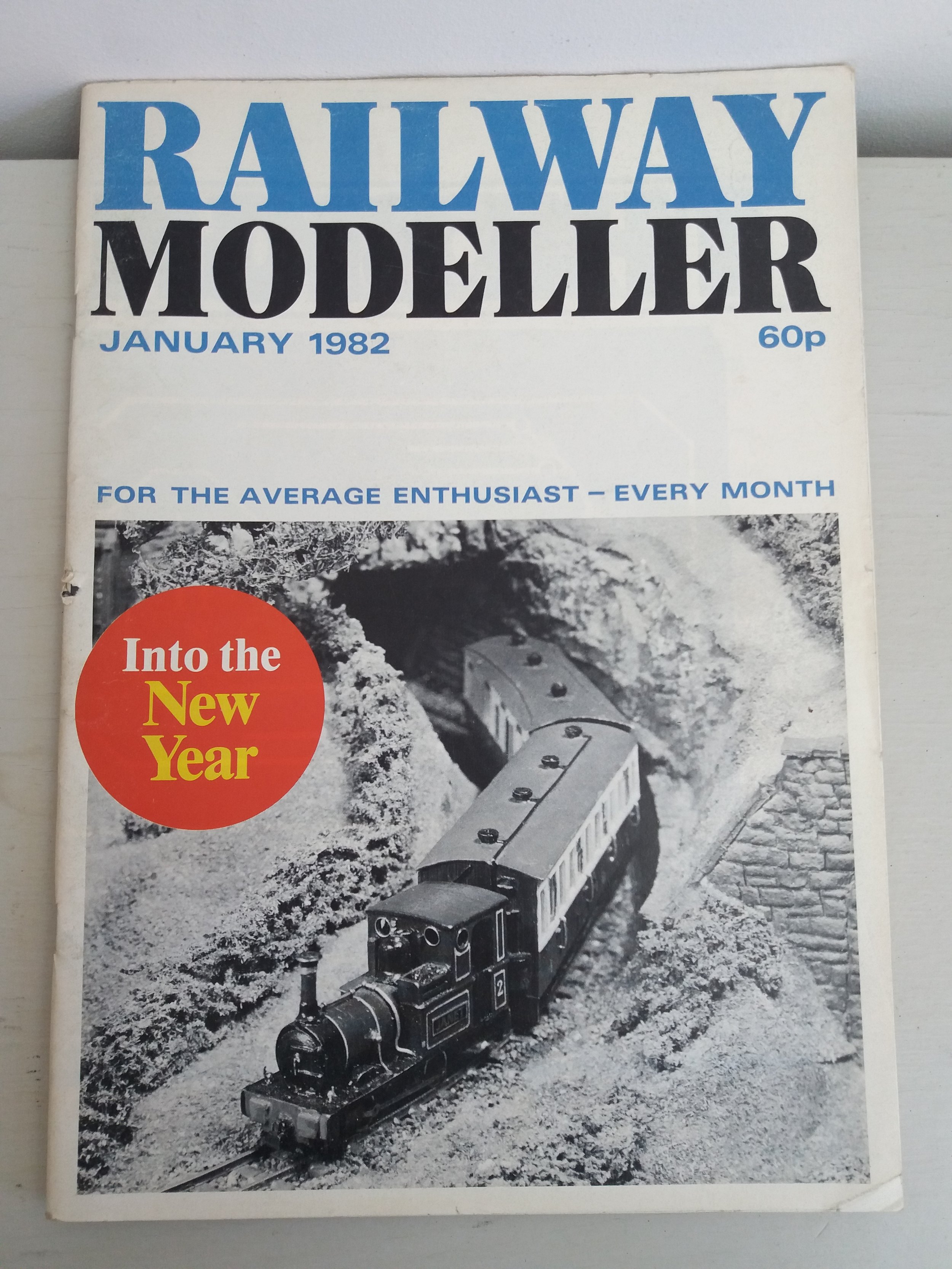 Railway Modeller
January 1982