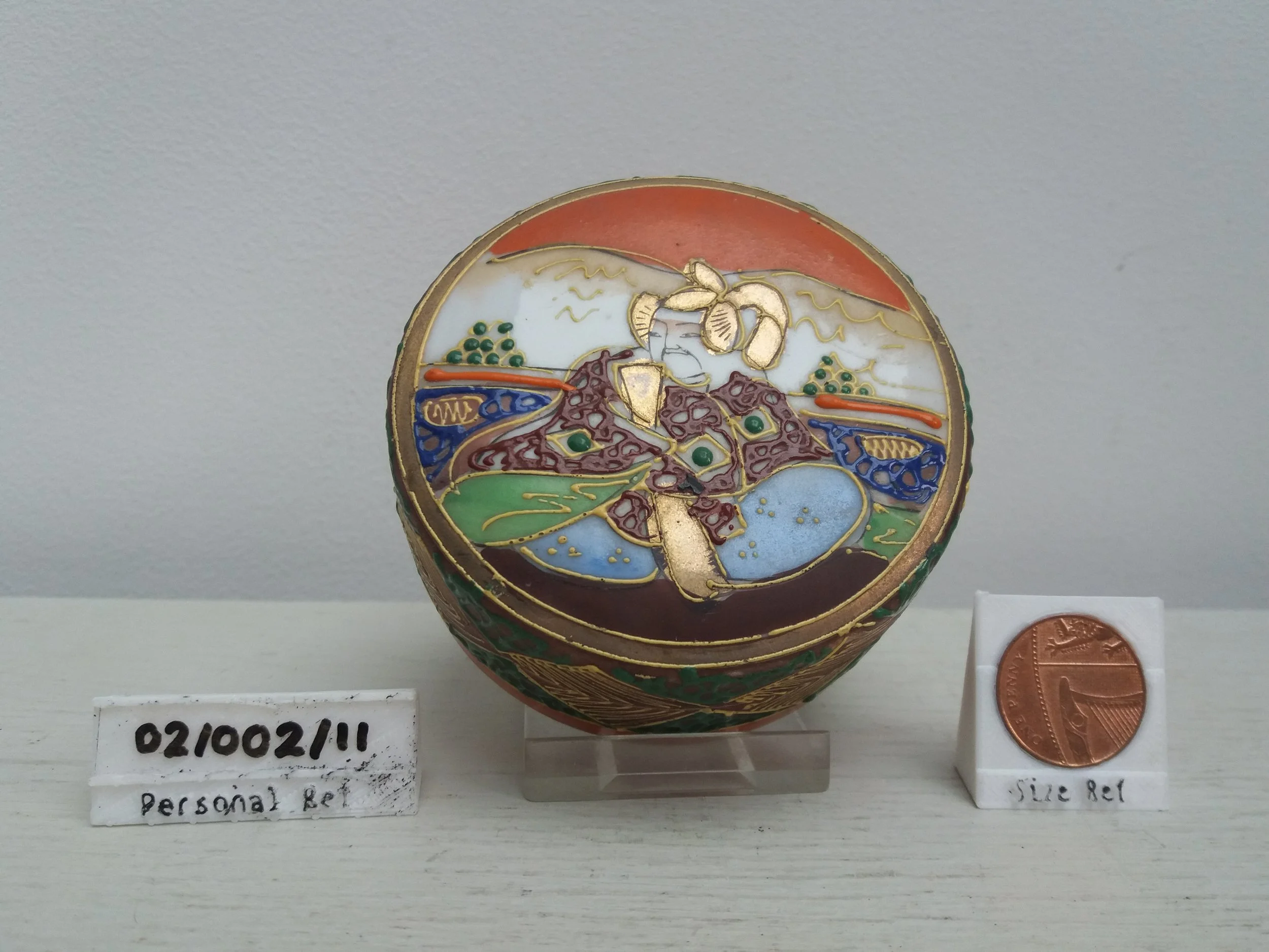 Moriage Design Oriental Trinket Pot