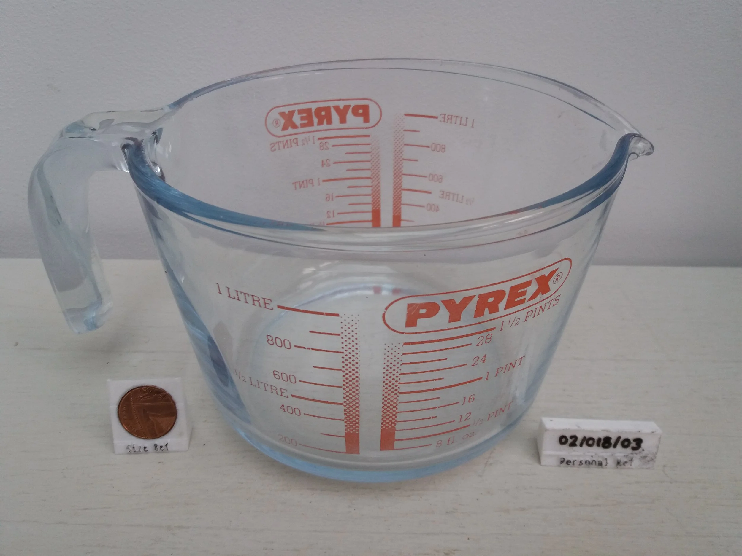 Vintage Pyrex Jug No. 20 D - Imperial & Metric Measurements