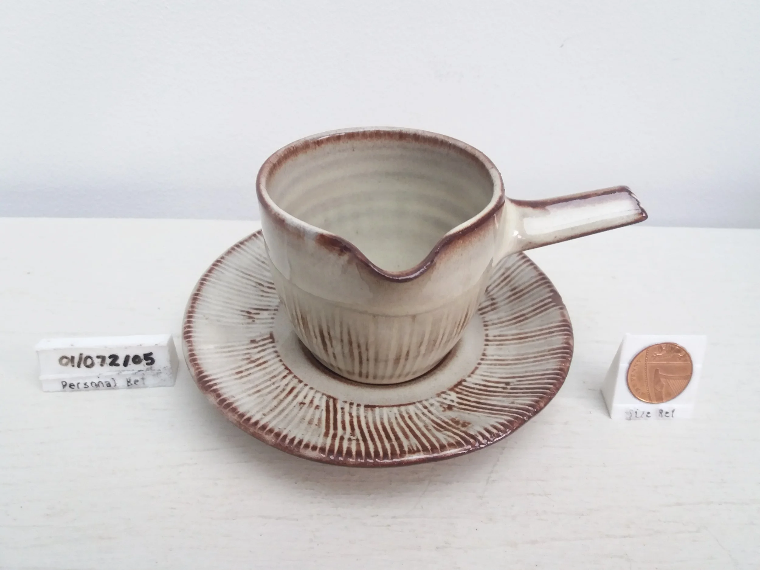 1970s | Creigiau Pottery Sauce Boat (light damage)